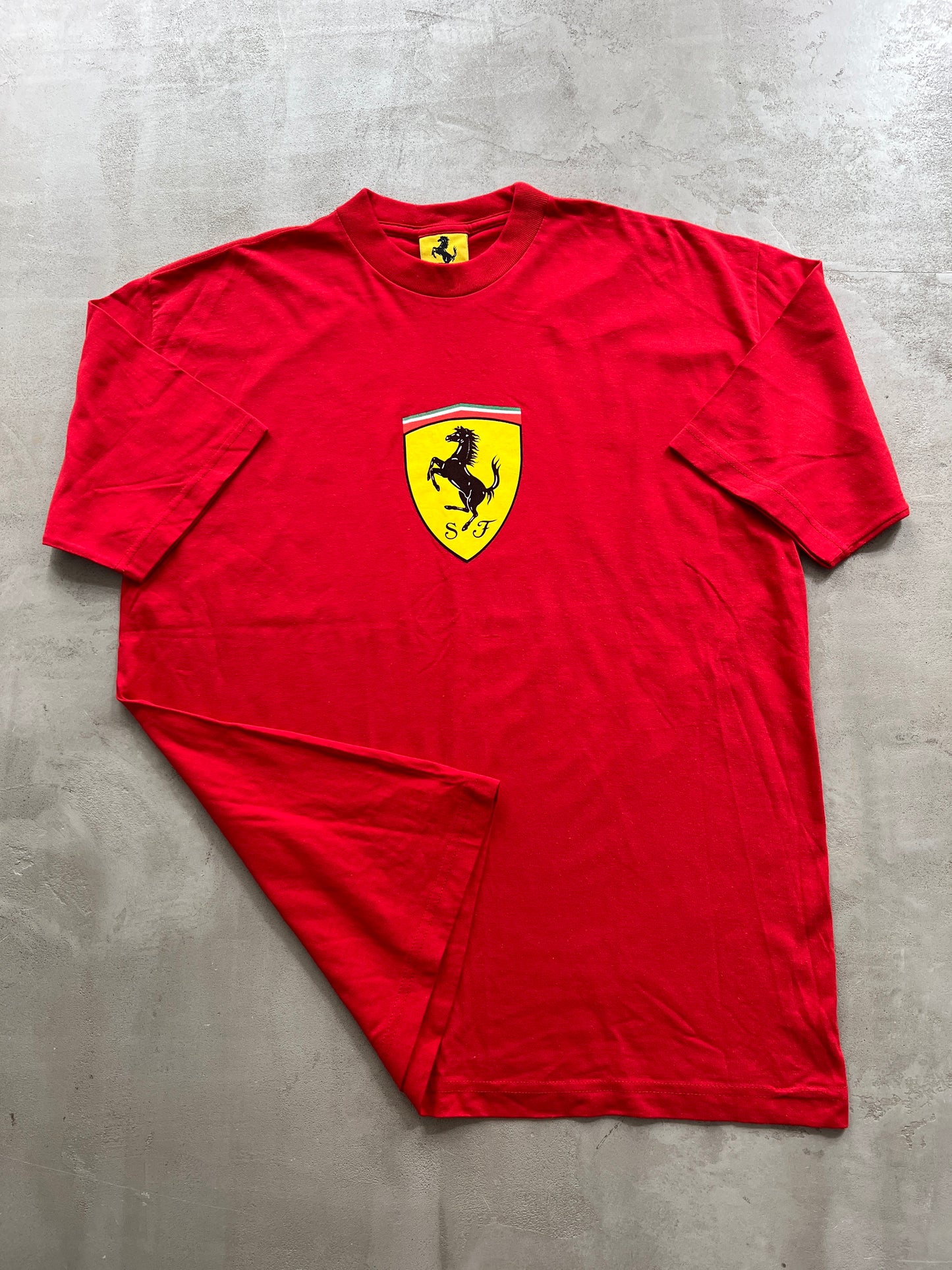 RED FERRARI TEE - 1990S - XL