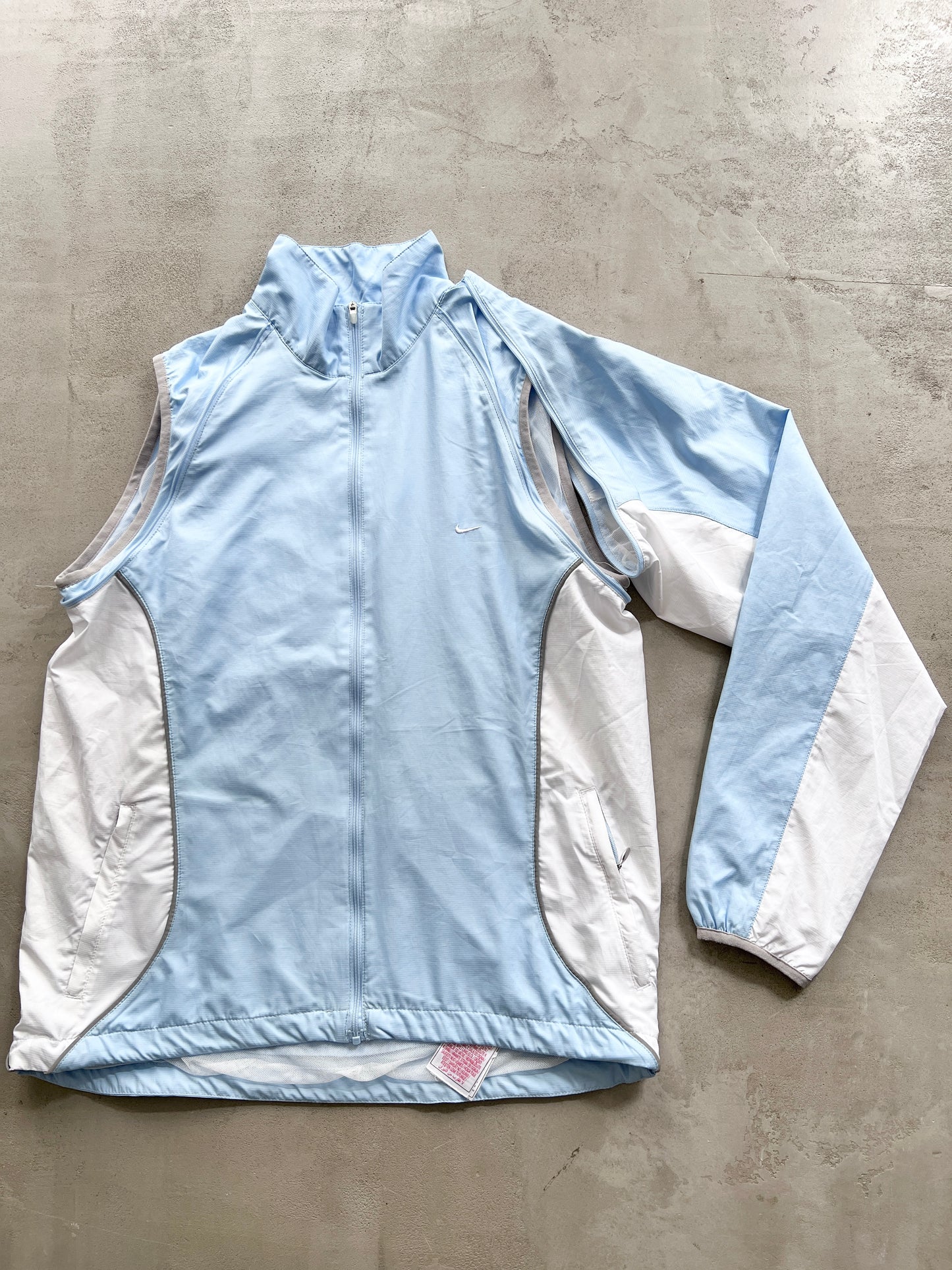 BABY BLUE NIKE TRACK JACKET/VEST CONVERTIBLE - 2000S - WMNS M