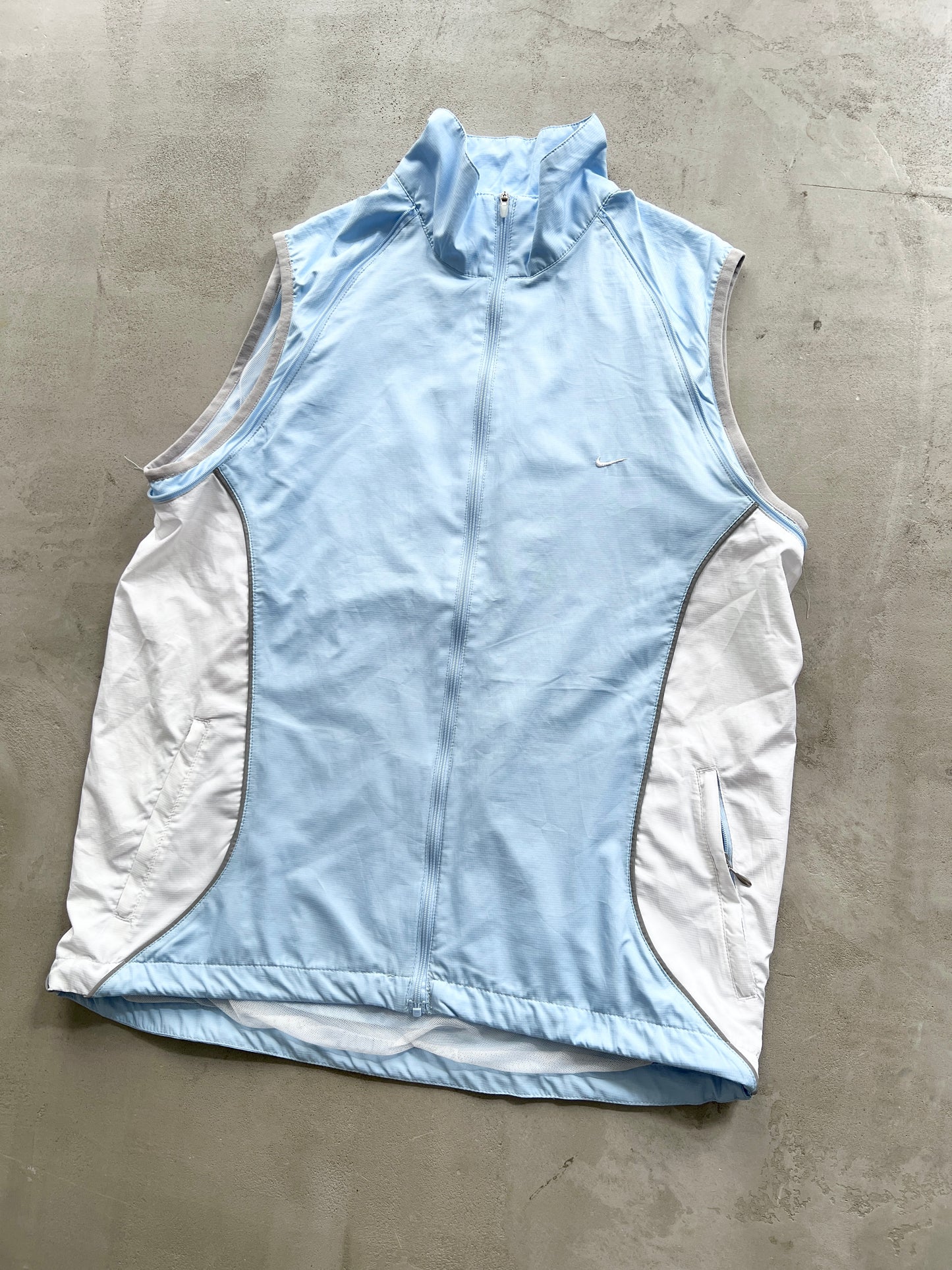 BABY BLUE NIKE TRACK JACKET/VEST CONVERTIBLE - 2000S - WMNS M