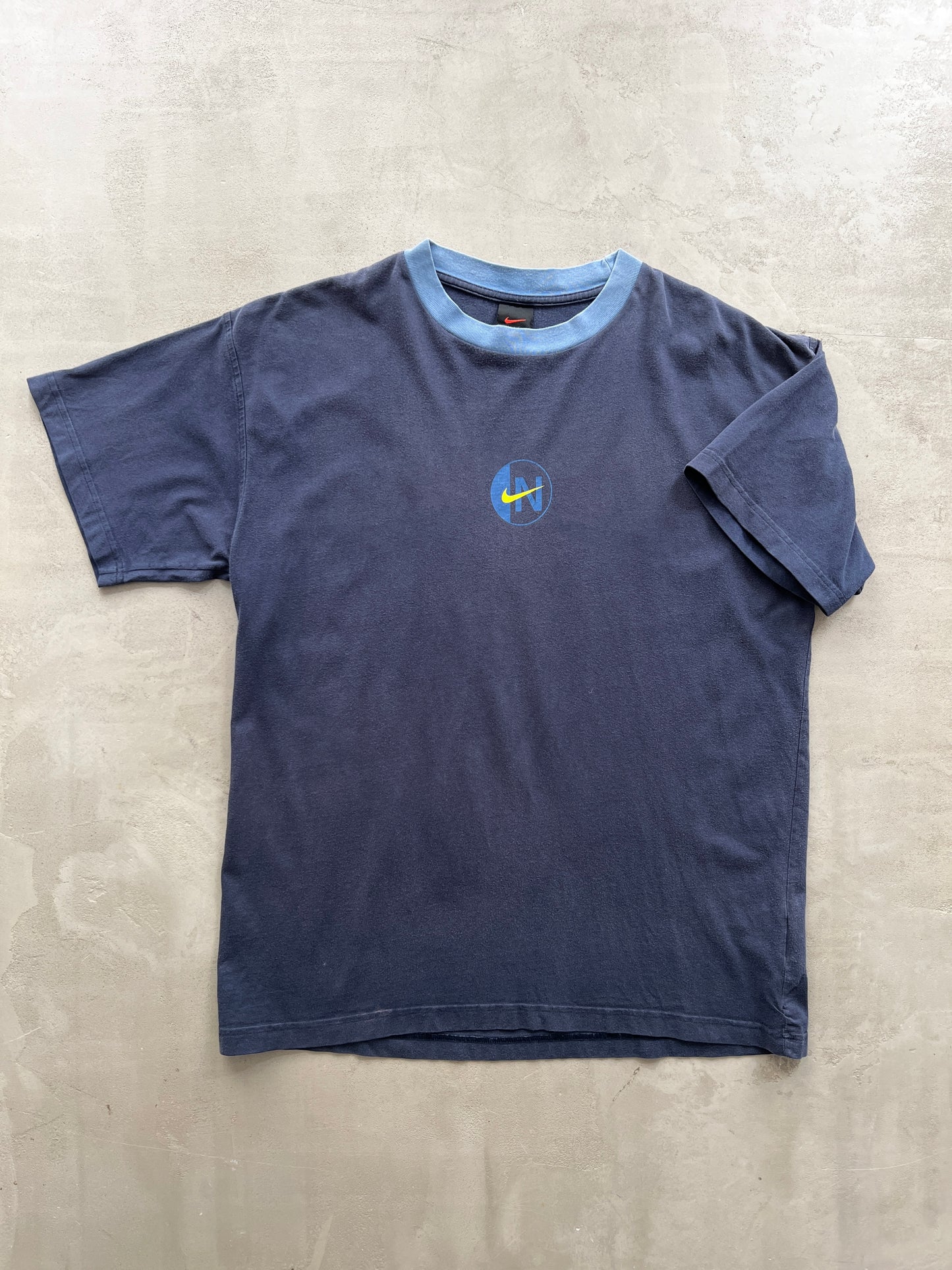 FADED NAVY NIKE TEE - 1990S - XL