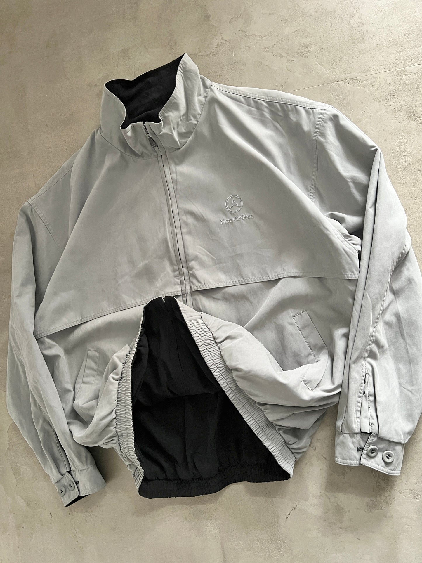 GREY/BLACK MERCEDES BENZ JACKET REVERSIBLE - 1990S - XL