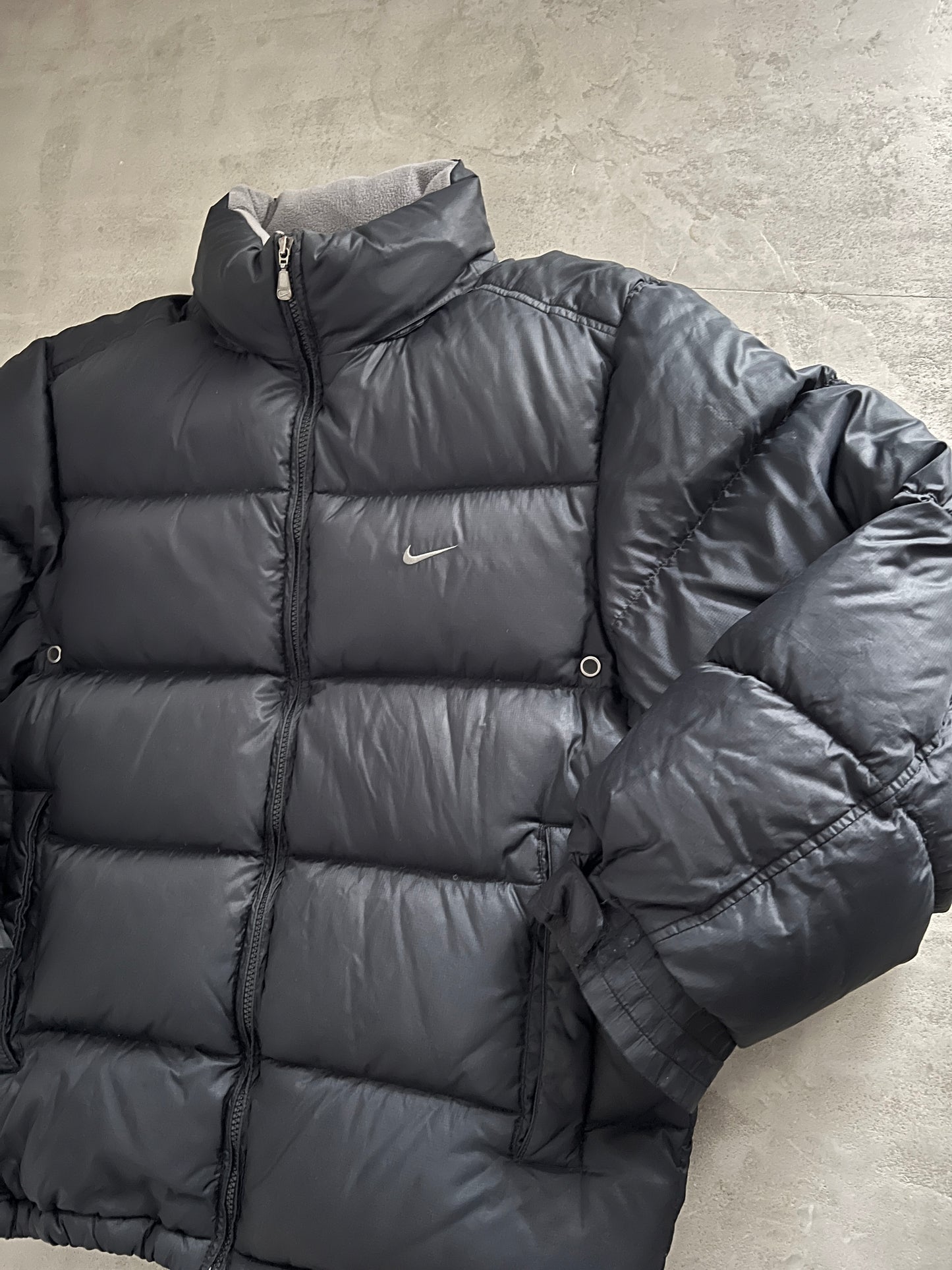 BLACK NIKE PUFFER - 2000S - L