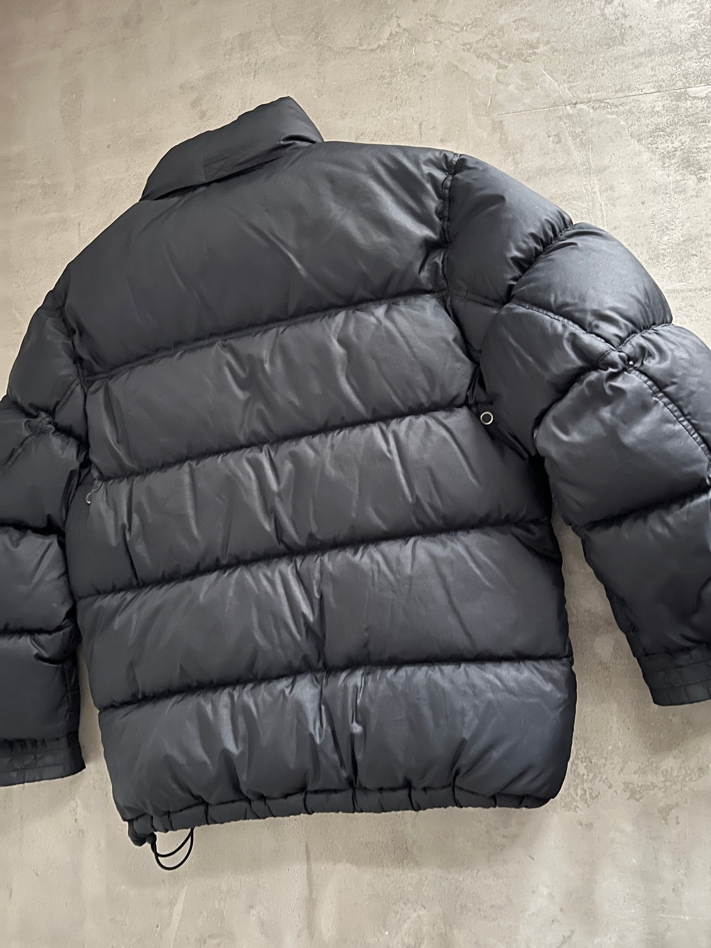 BLACK NIKE PUFFER - 2000S - L