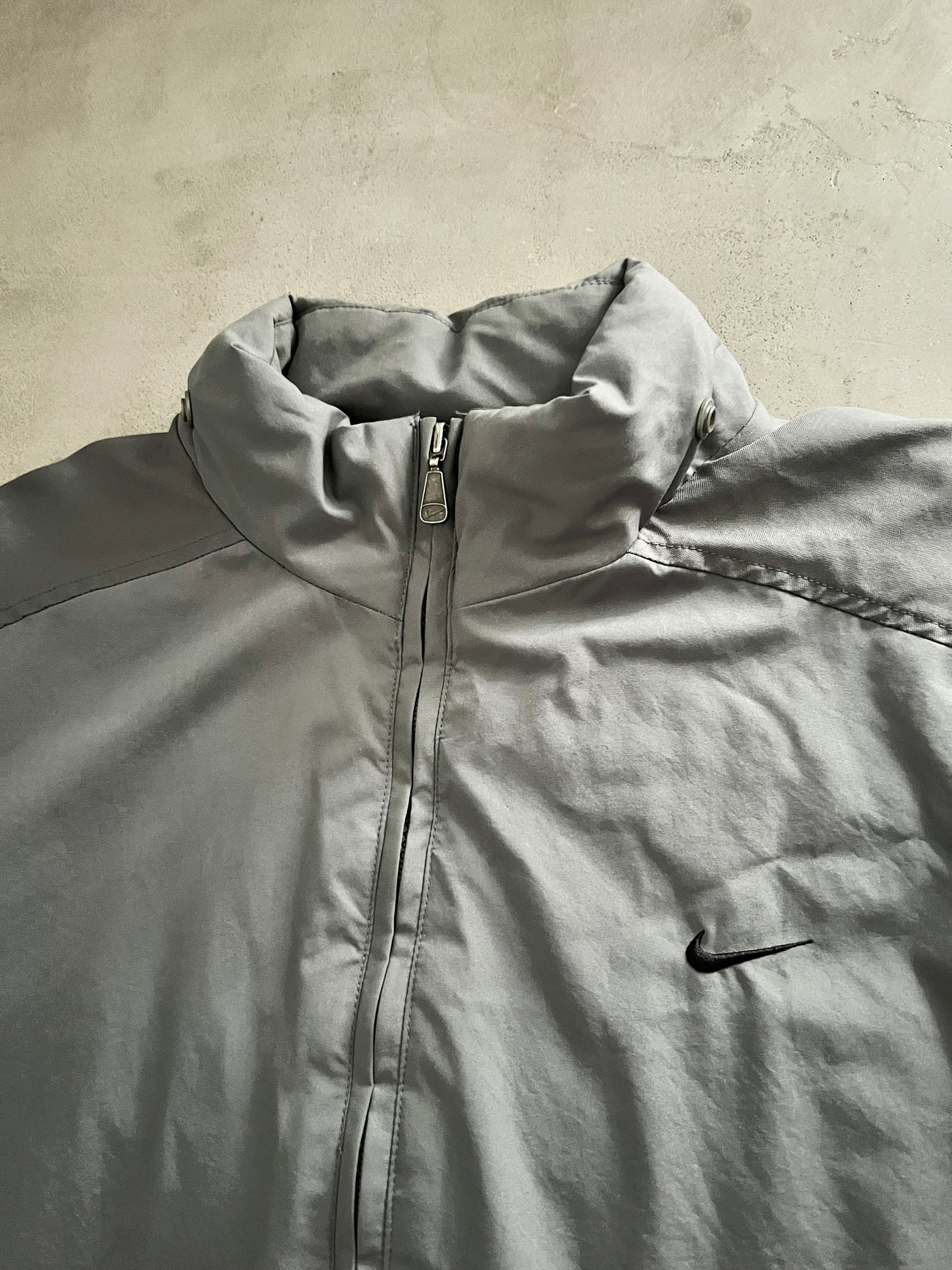 GREY NIKE FALL PUFFER - 2000S - L