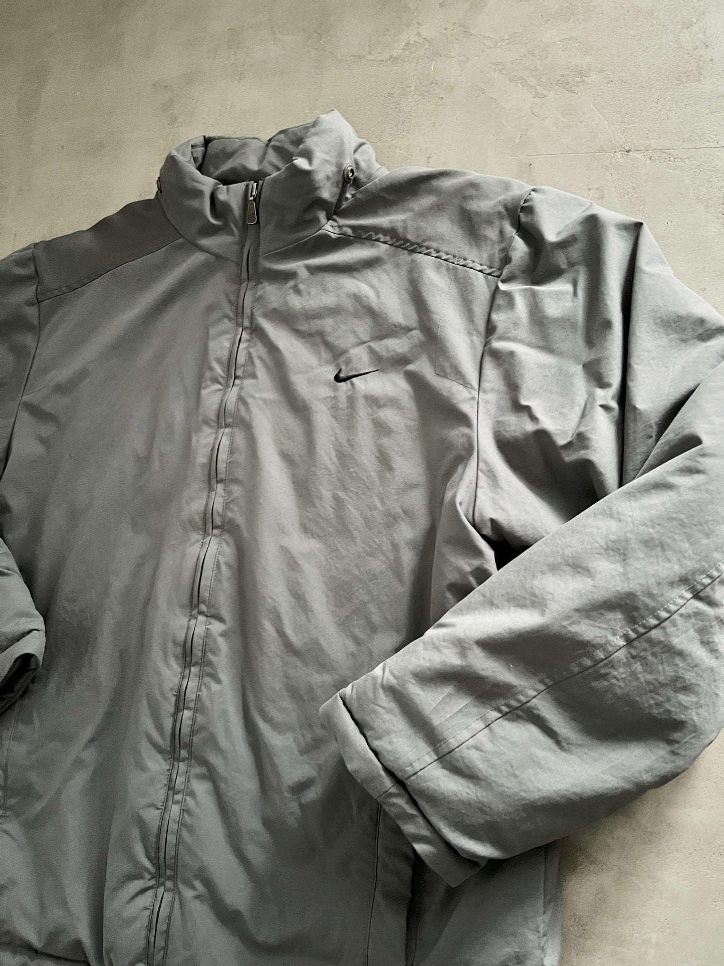 GREY NIKE FALL PUFFER - 2000S - L