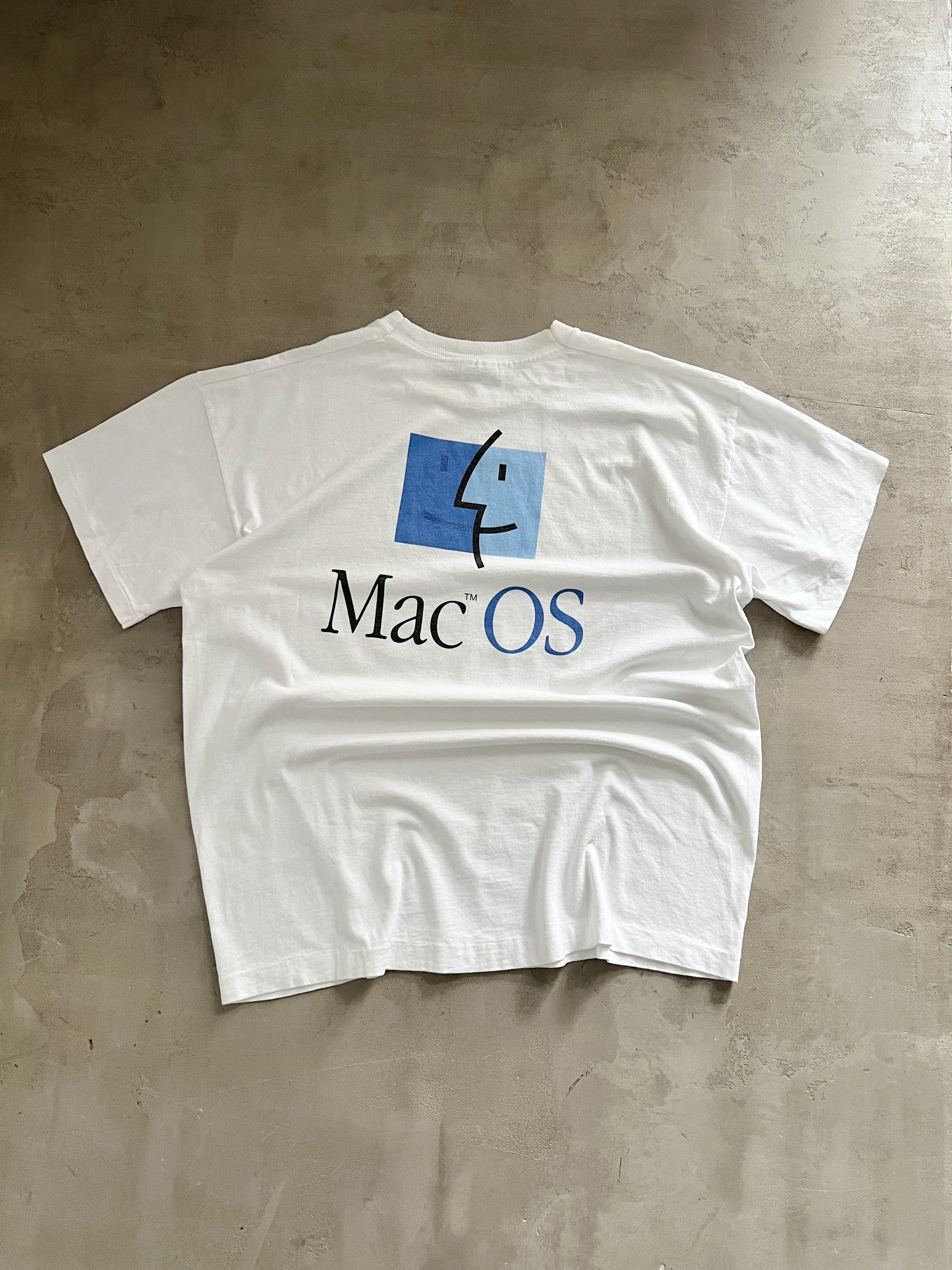 WHITE APPLE TEE - 1990S - L/XL