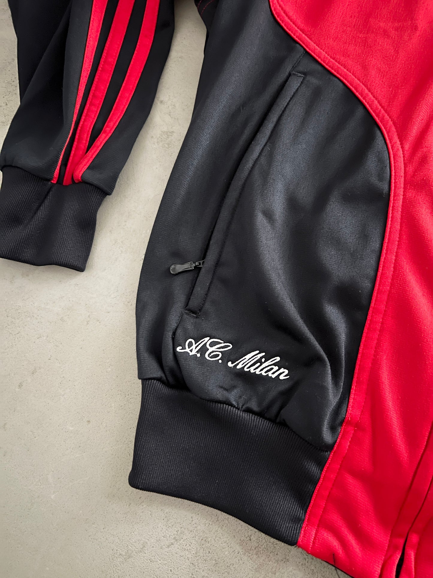 BLACK/RED AC MILAN TRACK JACKET - 2000S - S/M