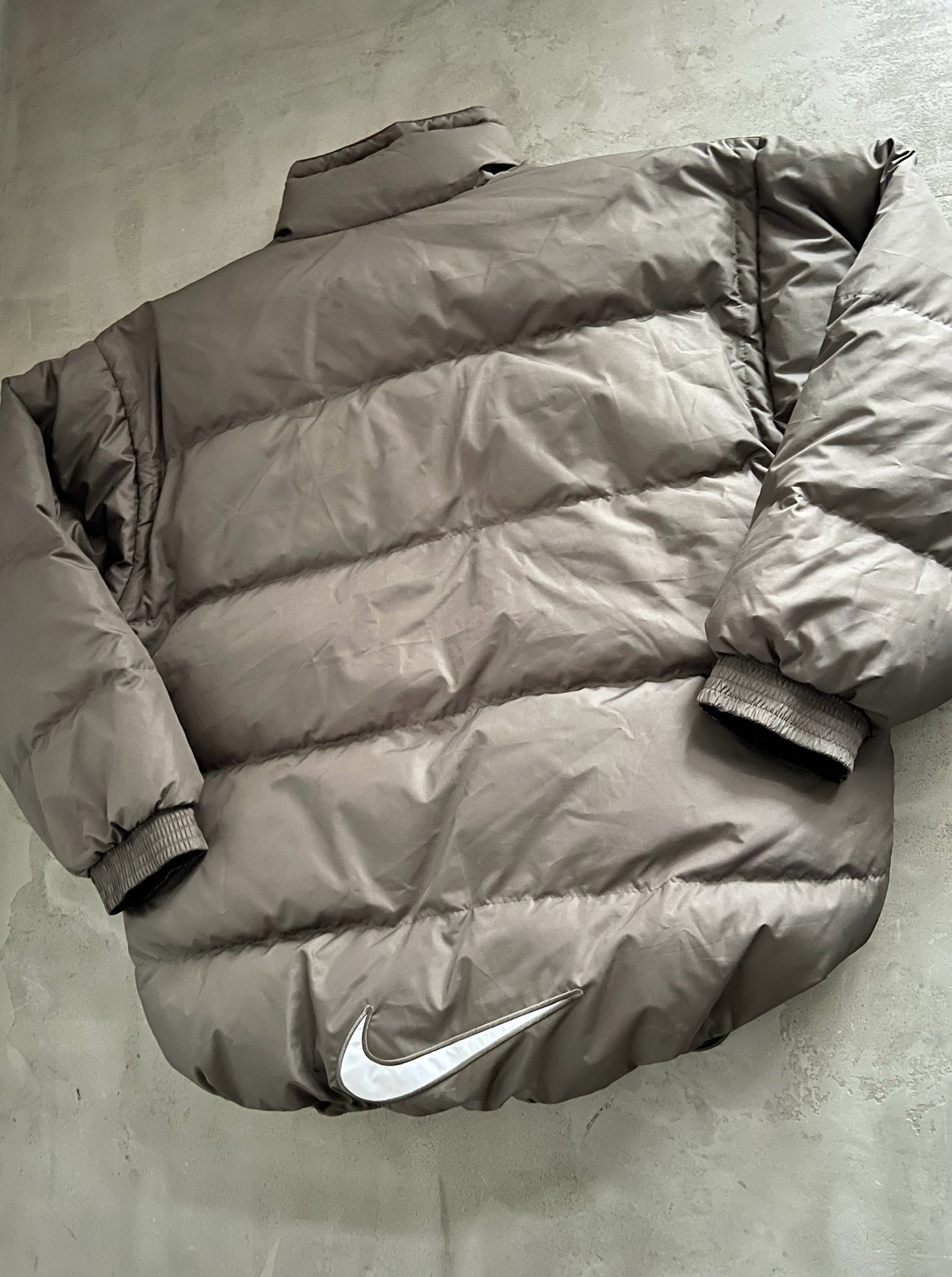 MOCHA NIKE PUFFER - 1990S - L/XL