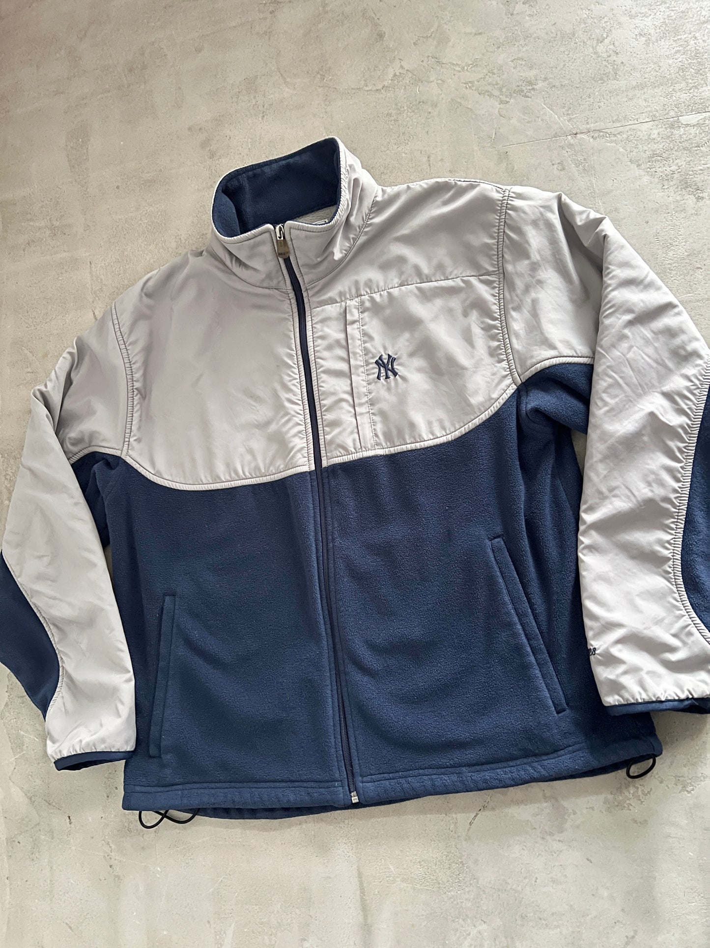 NAVY/GREY YANKEES FLEECE - 2000S - L