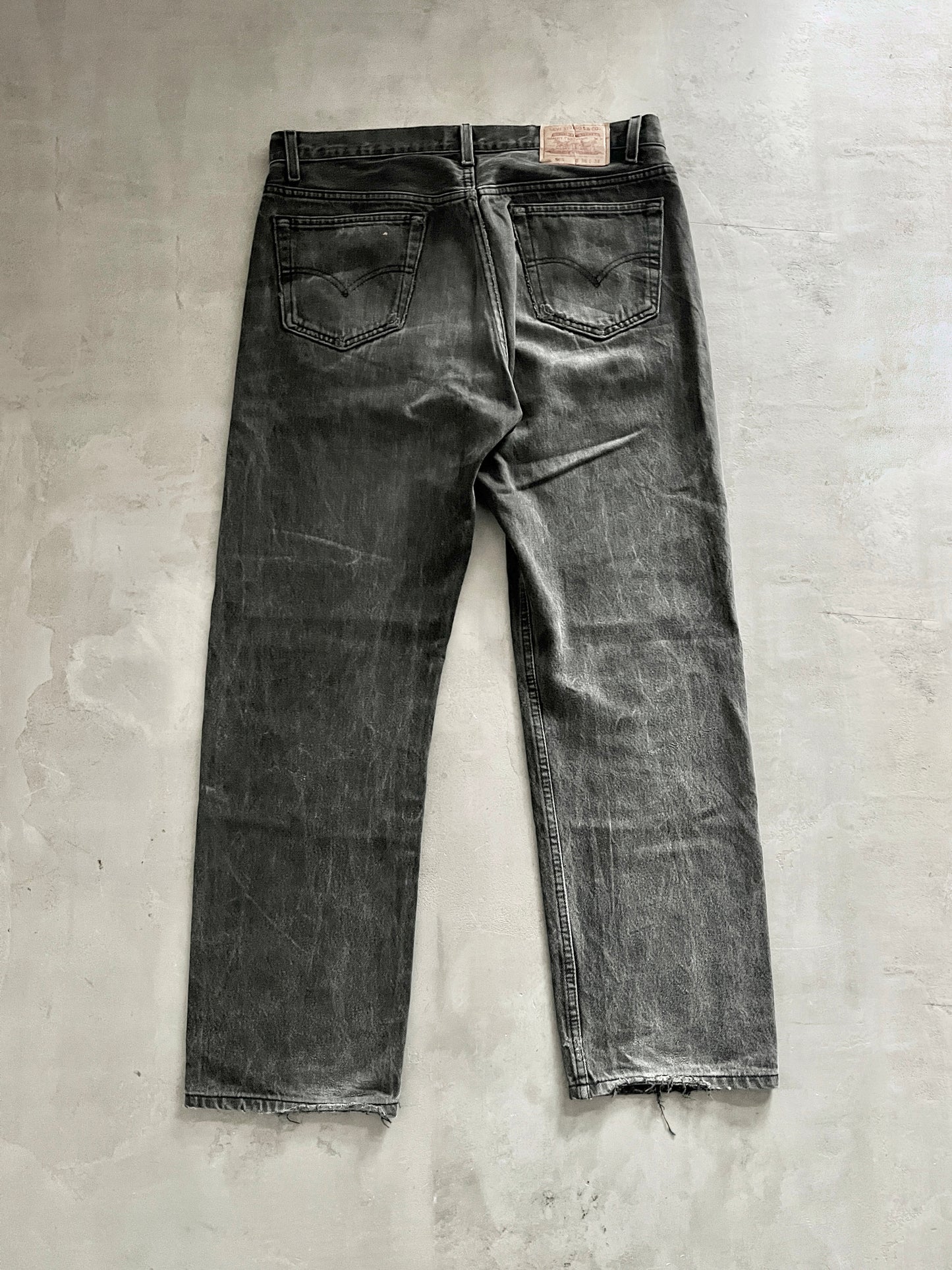 FADED BLACK LEVIS JEANS - 1990S - 36/34