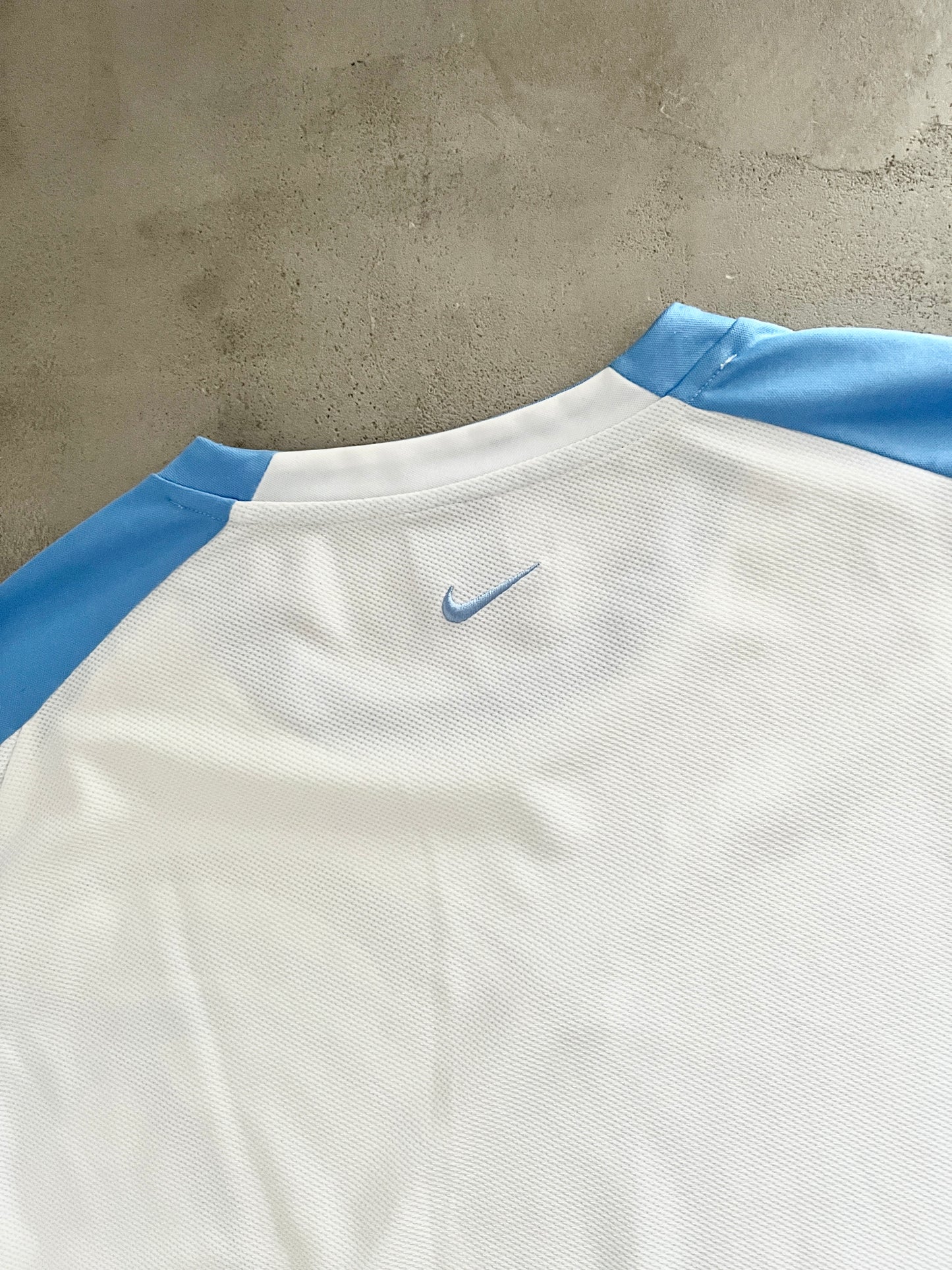 WHITE/BABY BLUE NIKE TN TEE - 2000S - XXL