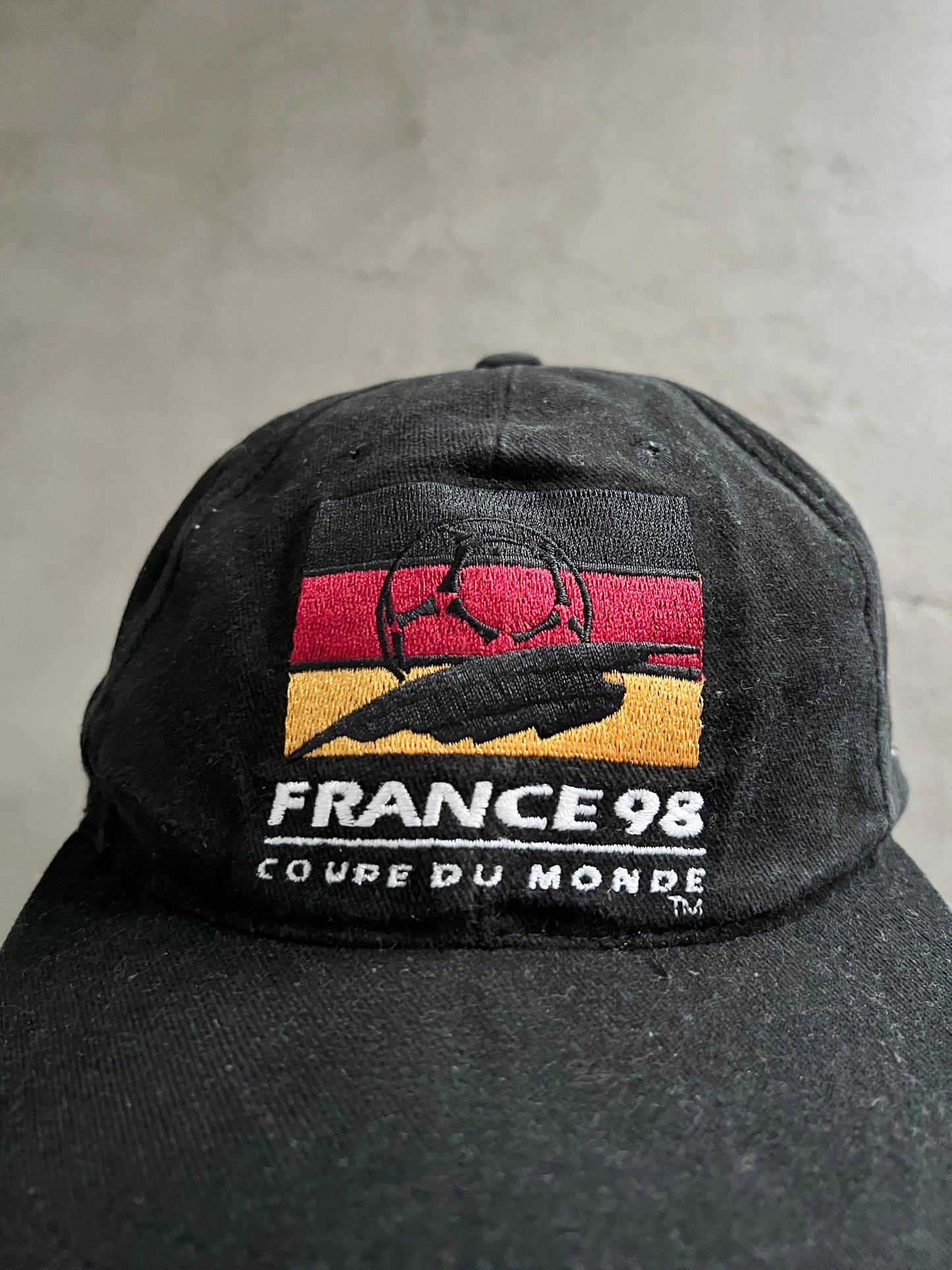 BLACK FRANCE WORLD CUP CAP - 1998