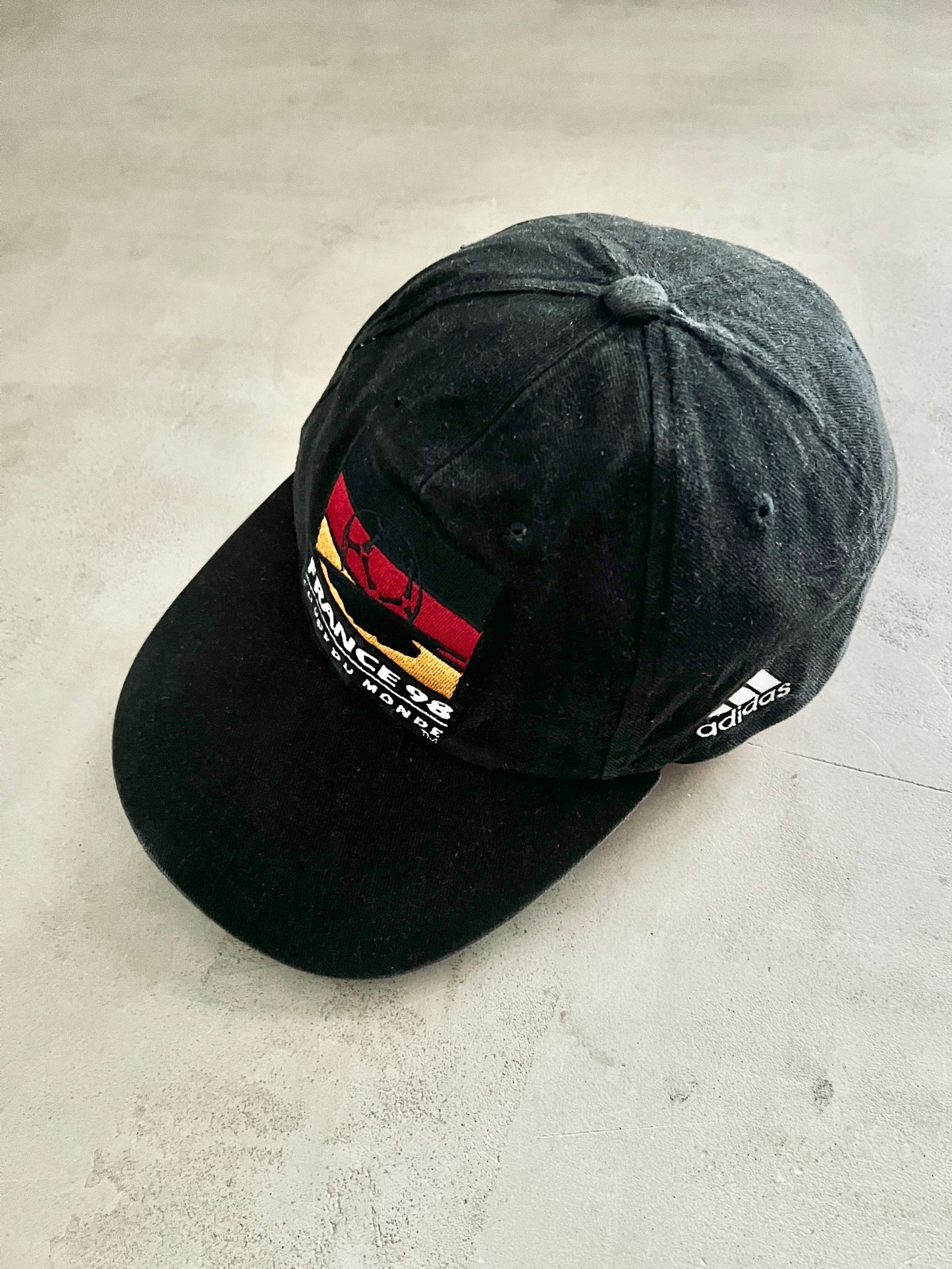 BLACK FRANCE WORLD CUP CAP - 1998