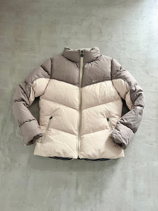 MOCHA/CREME NIKE PUFFER - 2000S - WMNS L/M