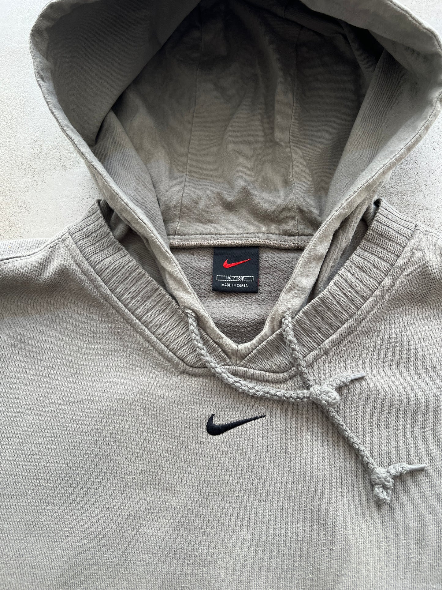 KHAKI/BEIGE NIKE HOODIE - 1990S - M