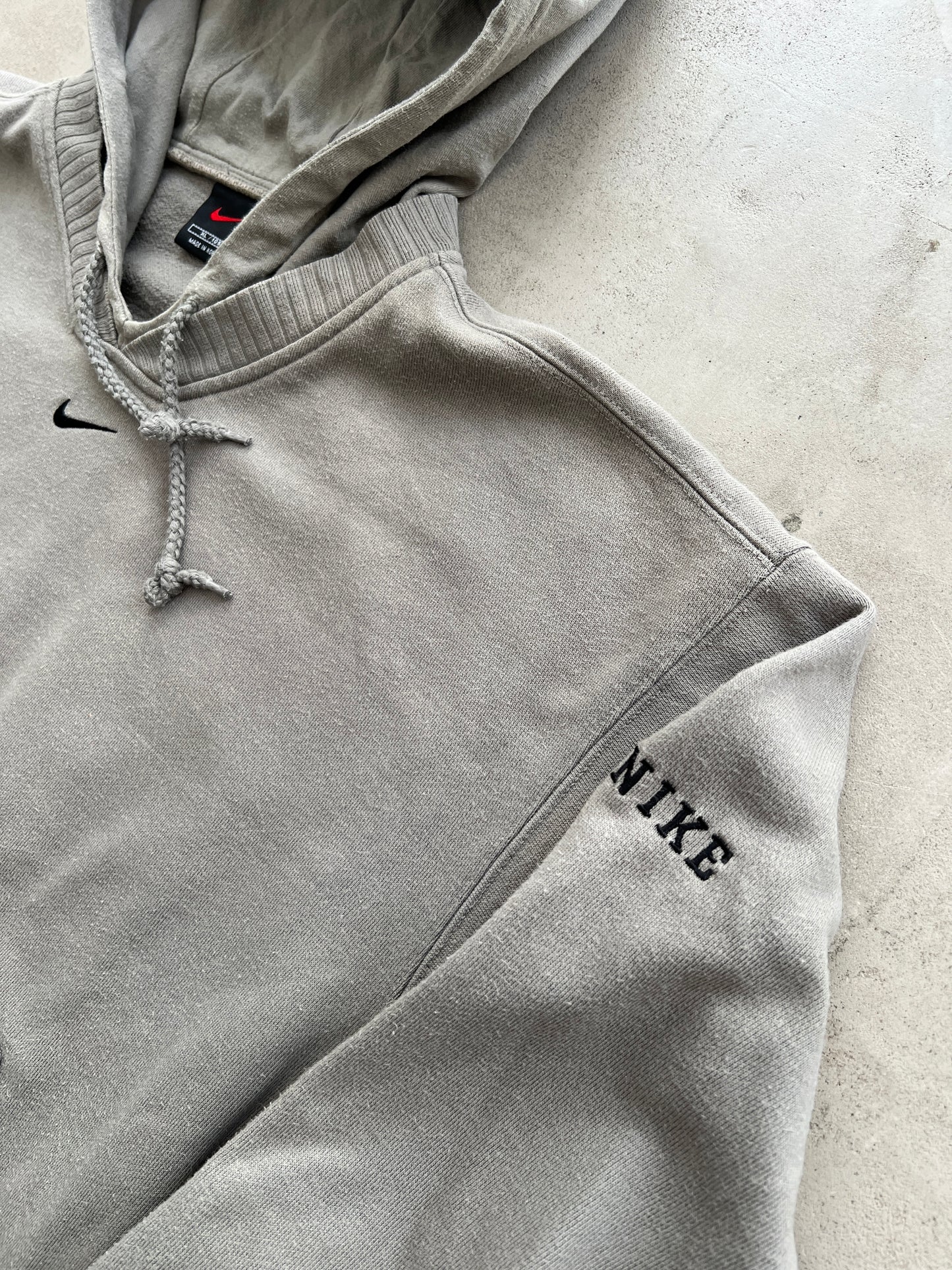 KHAKI/BEIGE NIKE HOODIE - 1990S - M