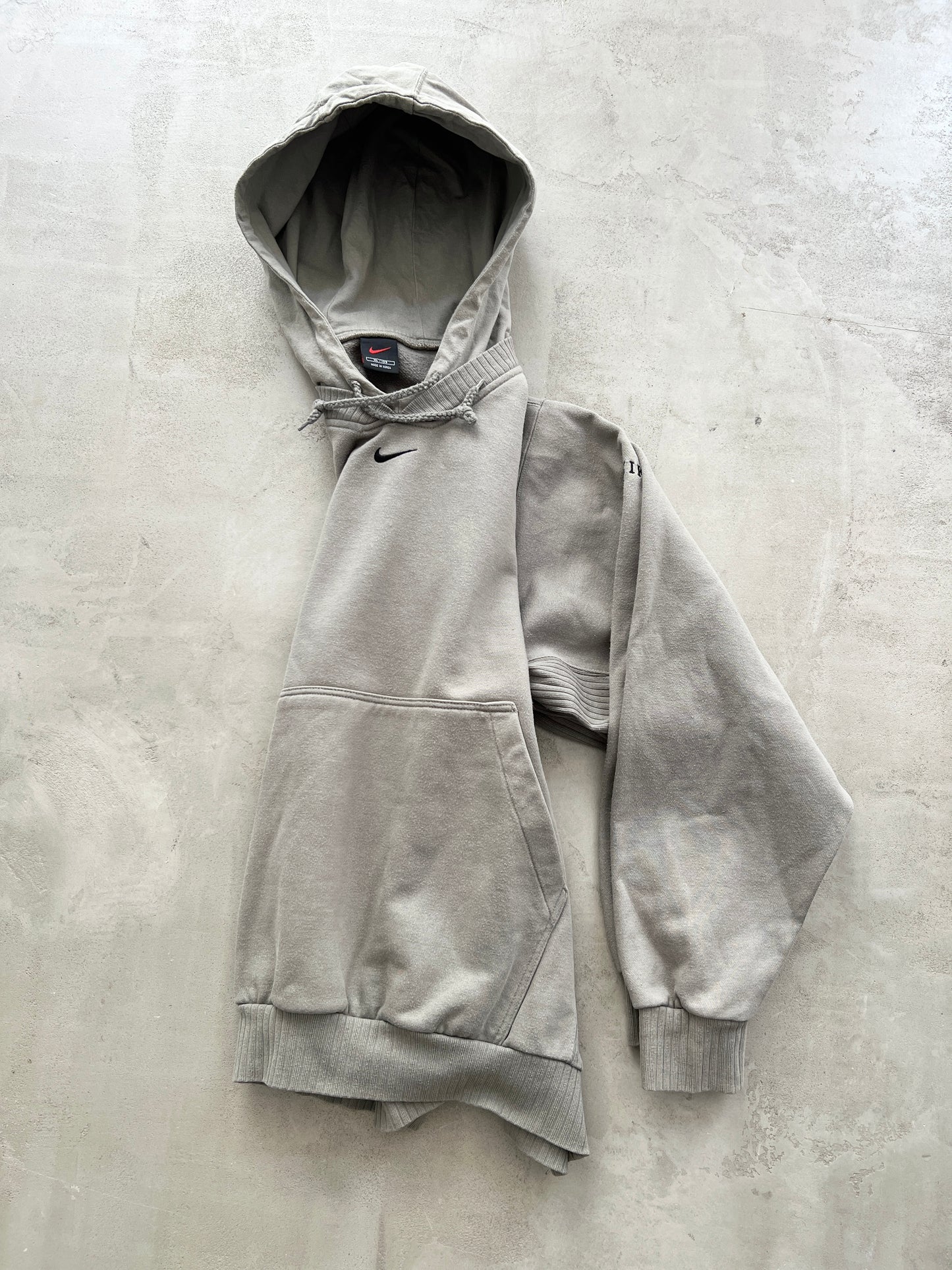 KHAKI/BEIGE NIKE HOODIE - 1990S - M