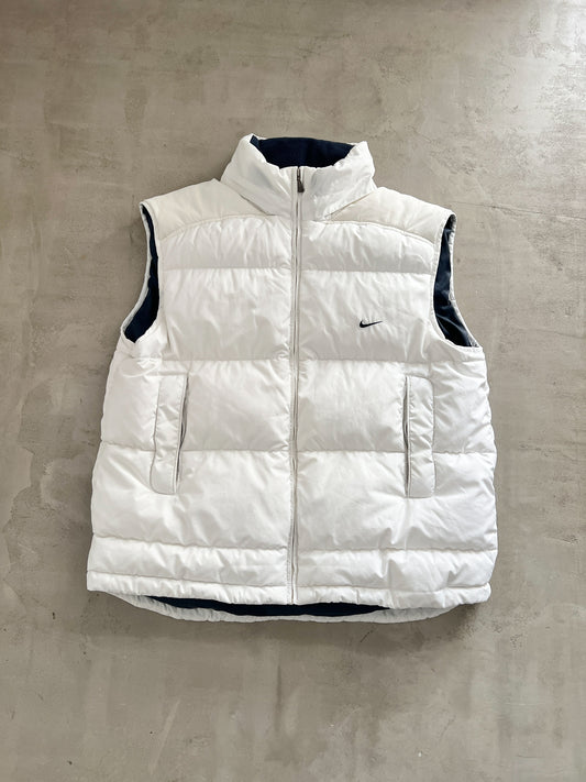 WHITE NIKE PUFFER VEST - 2000S - XL/L