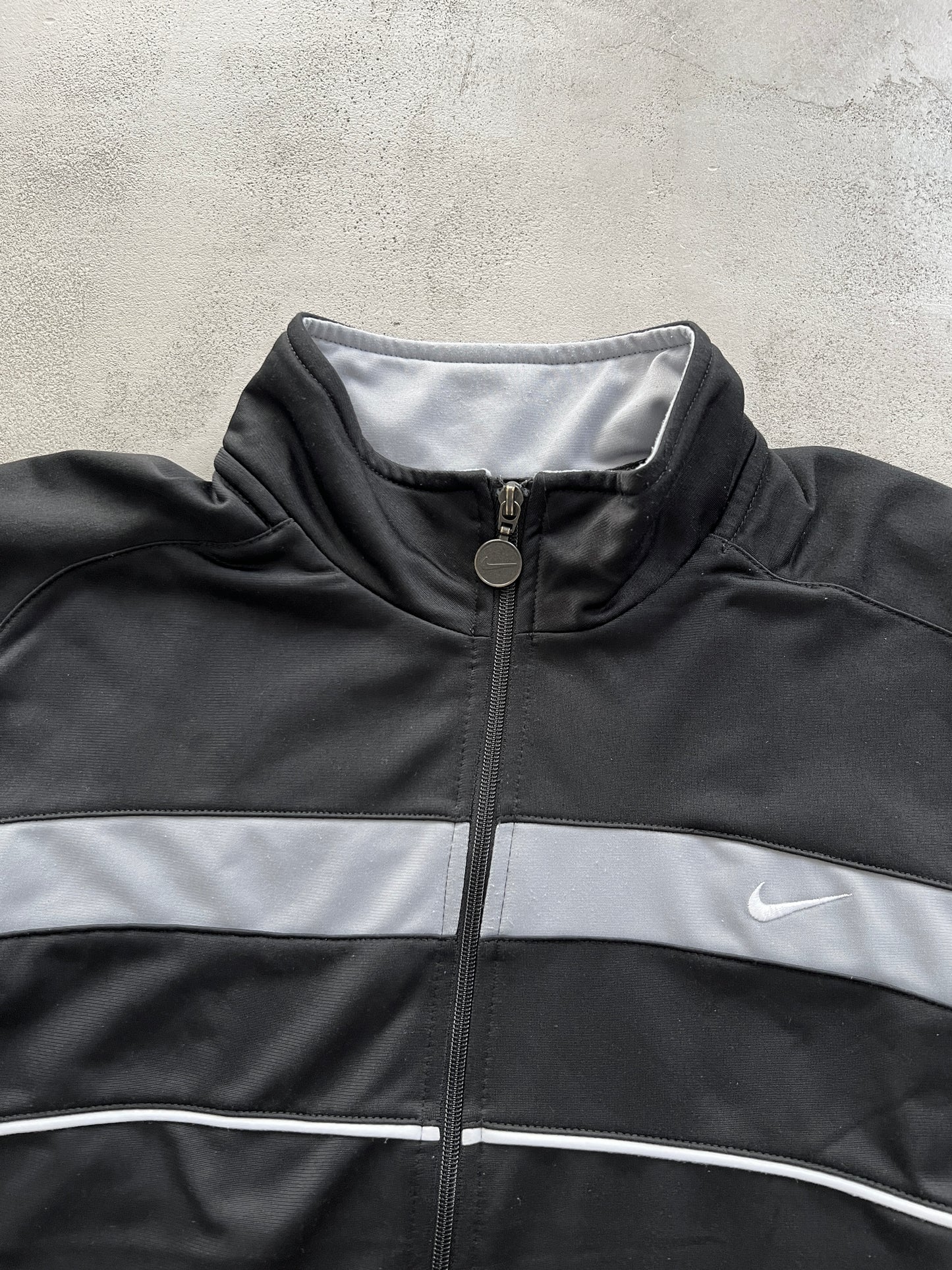 BLACK NIKE TRACK JACKET - 2000S - M