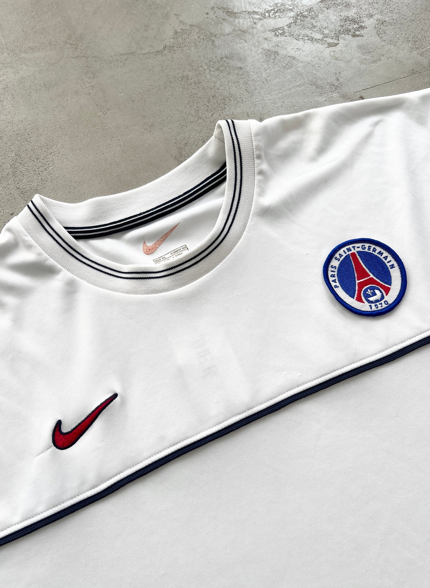 WHITE NIKE PSG JERSEY - 1990S - XL