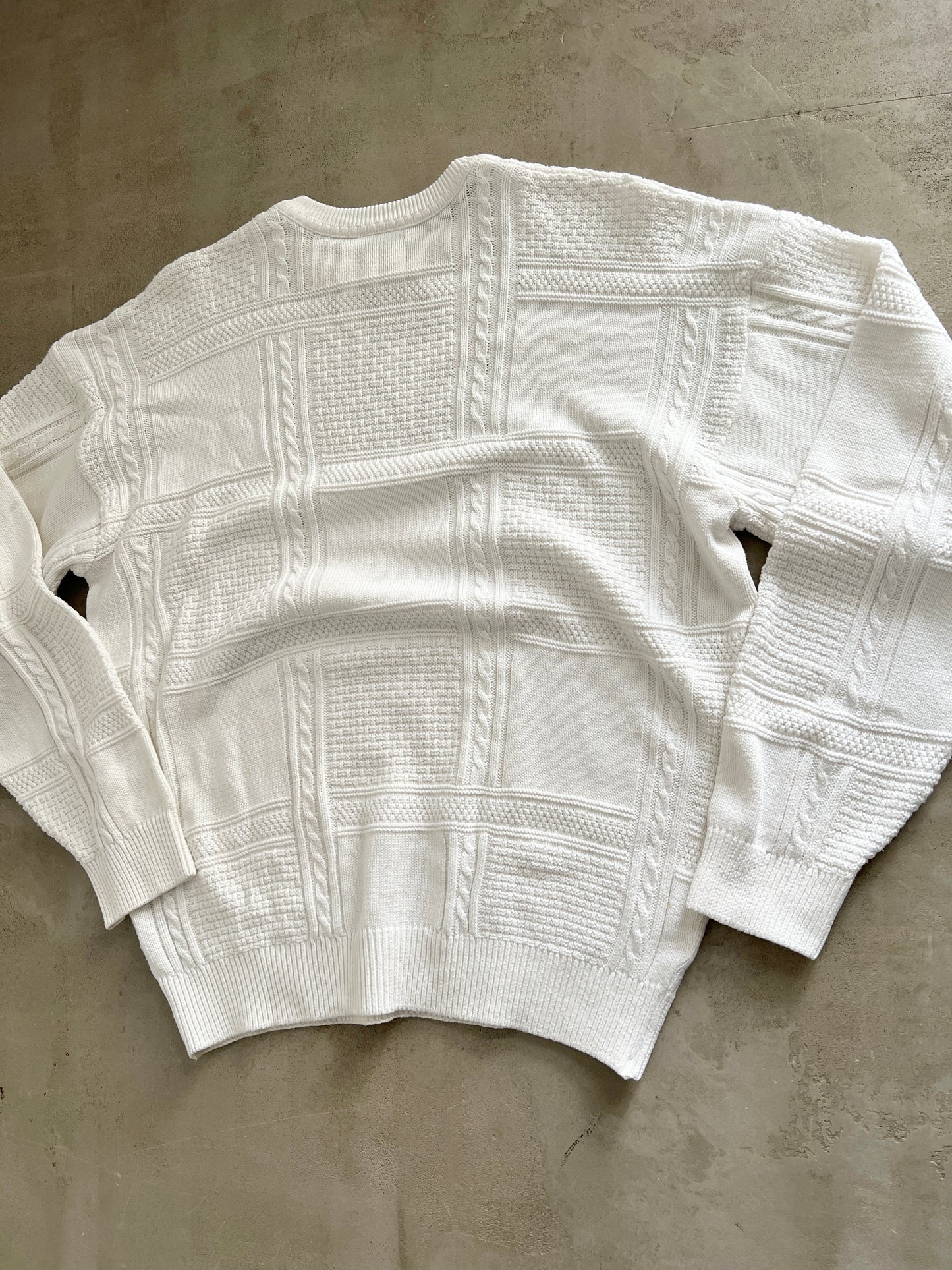 WHITE LACOSTE KNIT SWEATER - 2000S - L