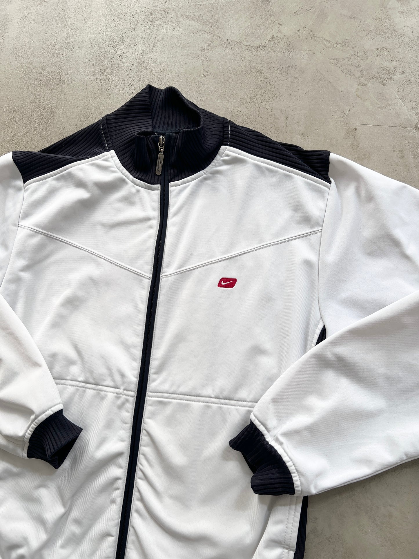 WHITE NIKE TRACK JACKET - 2000S - M