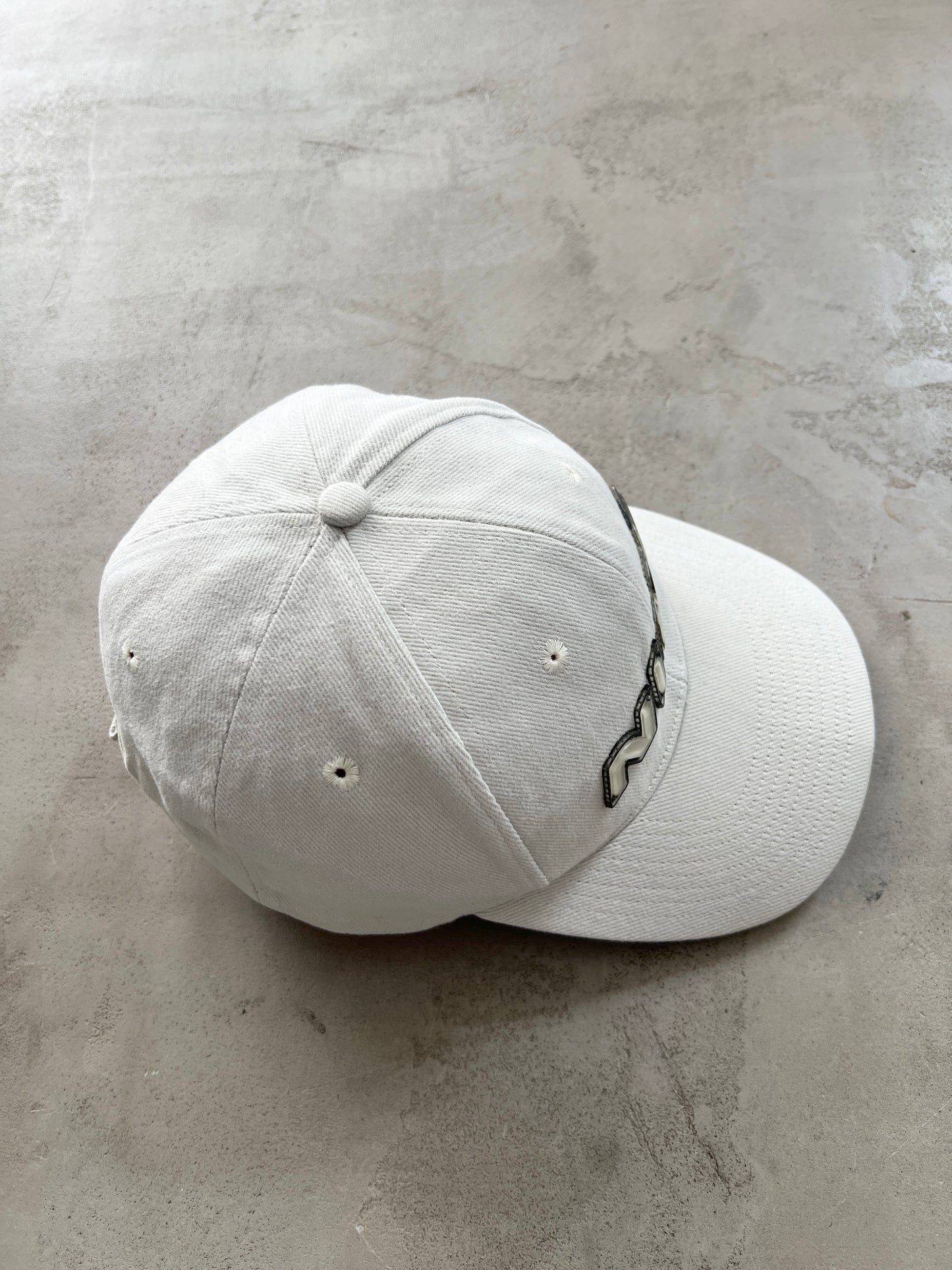 LIGHT BEIGE NIKE CAP - 1990S