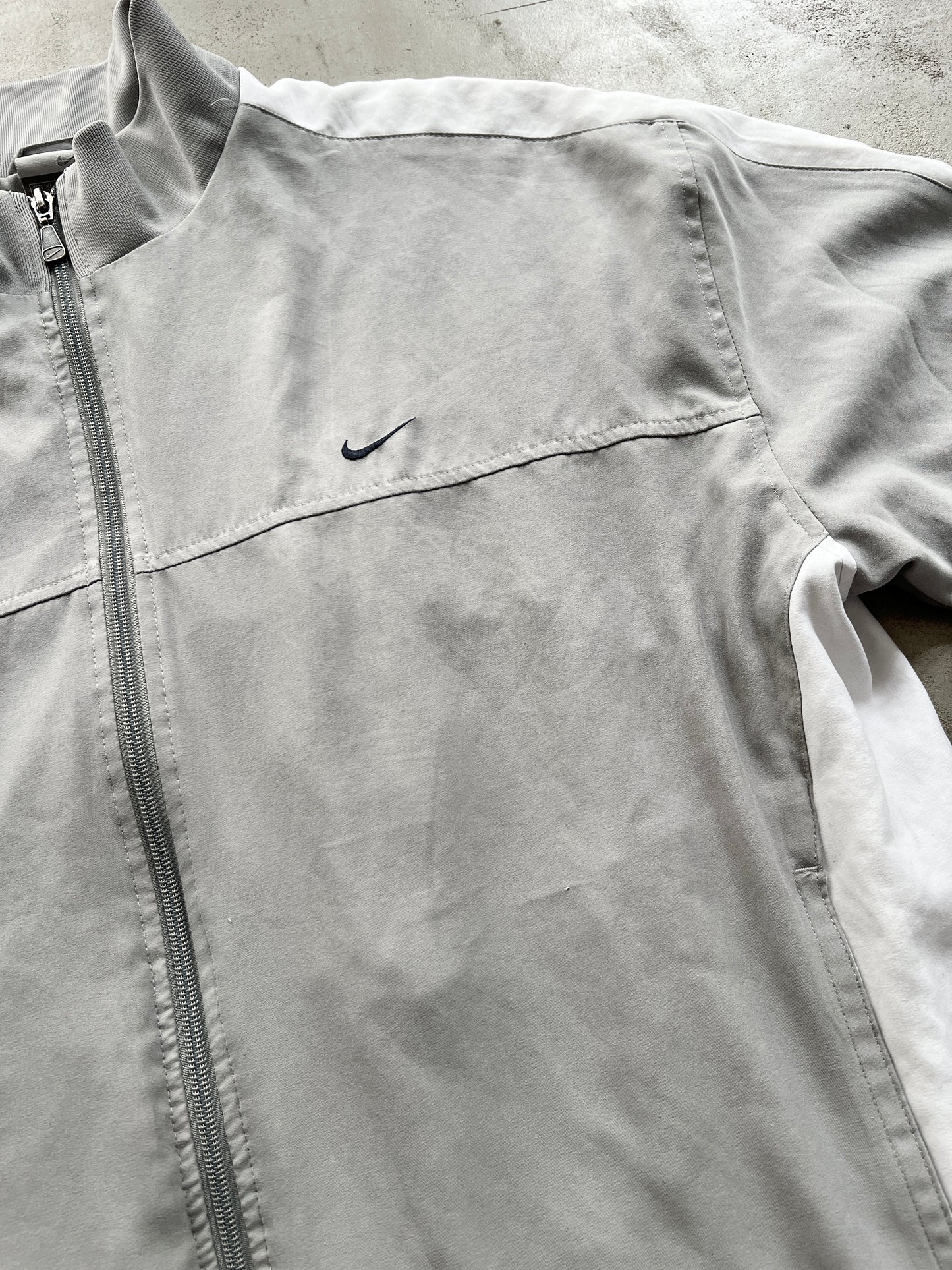 GREY/WHITE NIKE TRACK JACKET - 2000S - L/XL