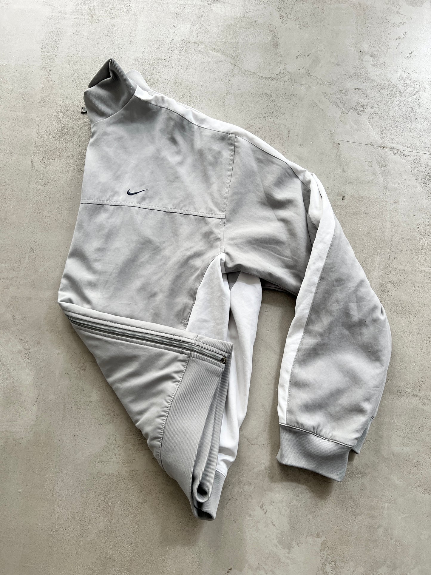 GREY/WHITE NIKE TRACK JACKET - 2000S - L/XL