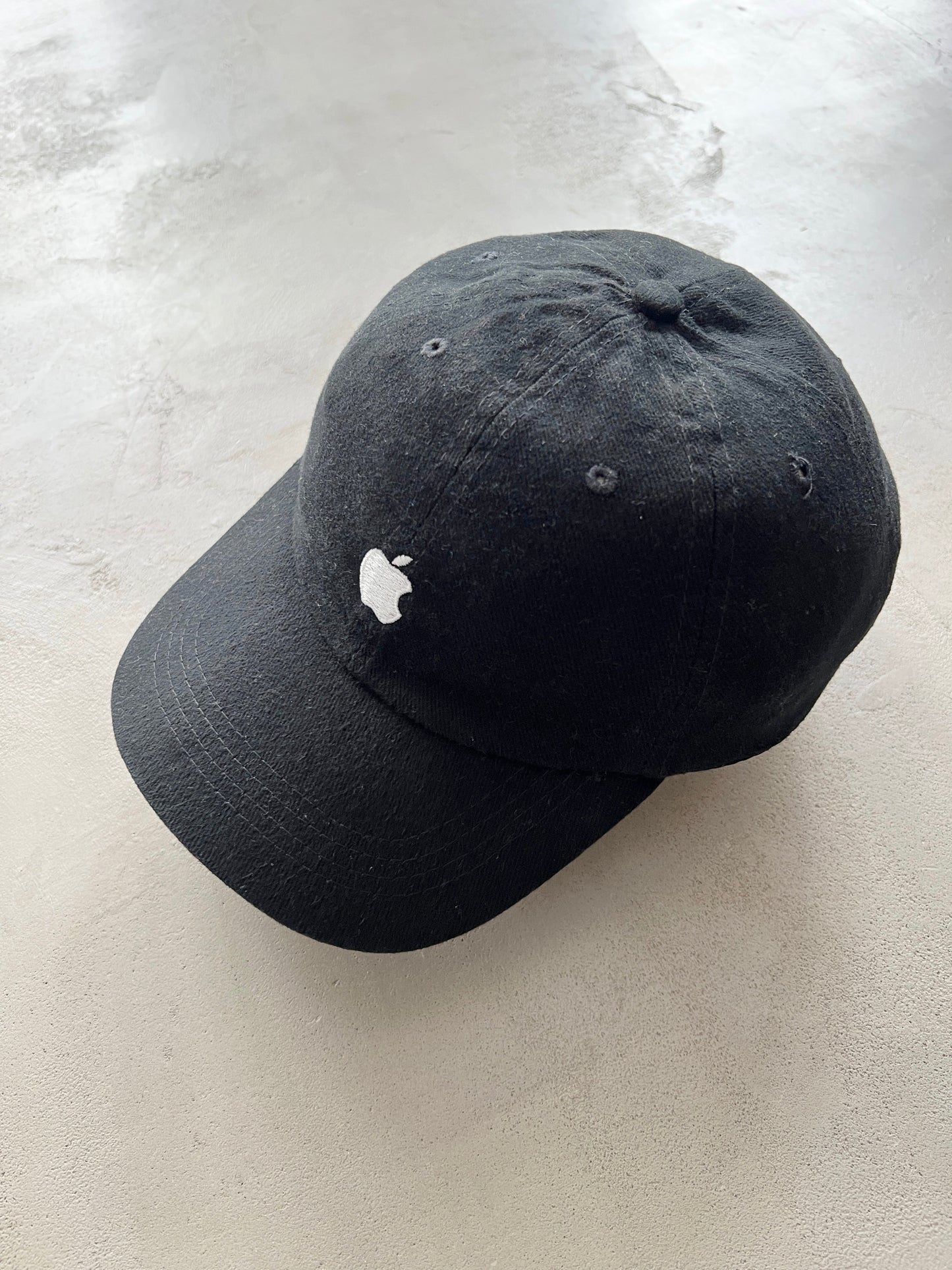 BLACK APPLE PROMO CAP - 2000S