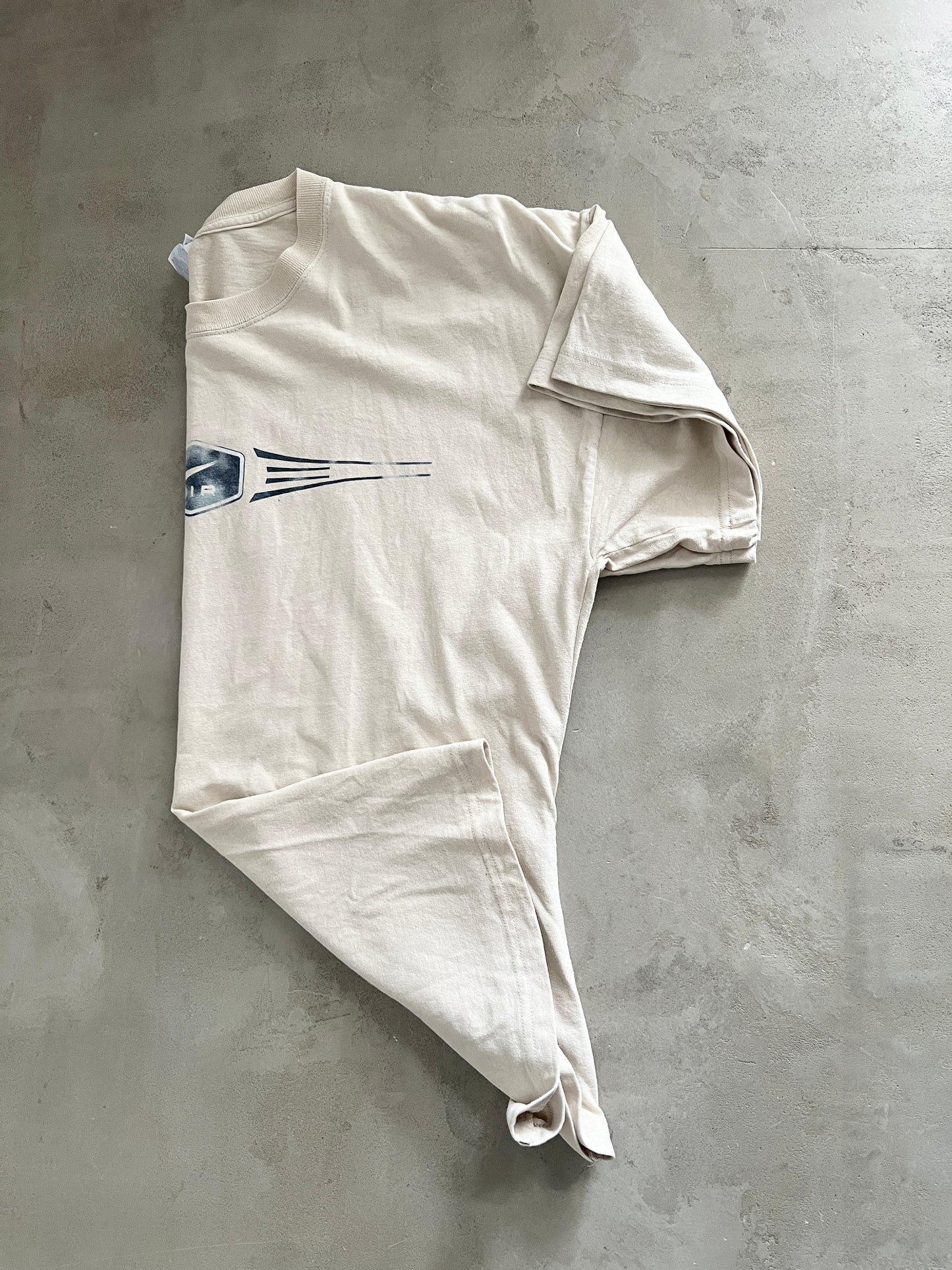 CREME NIKE BOOTLEG TEE - 1990S - XL