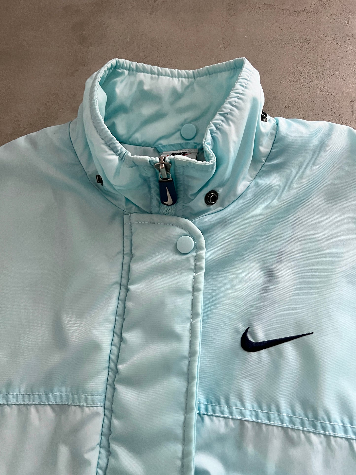 BABY BLUE NIKE PUFFER - 1990S - S