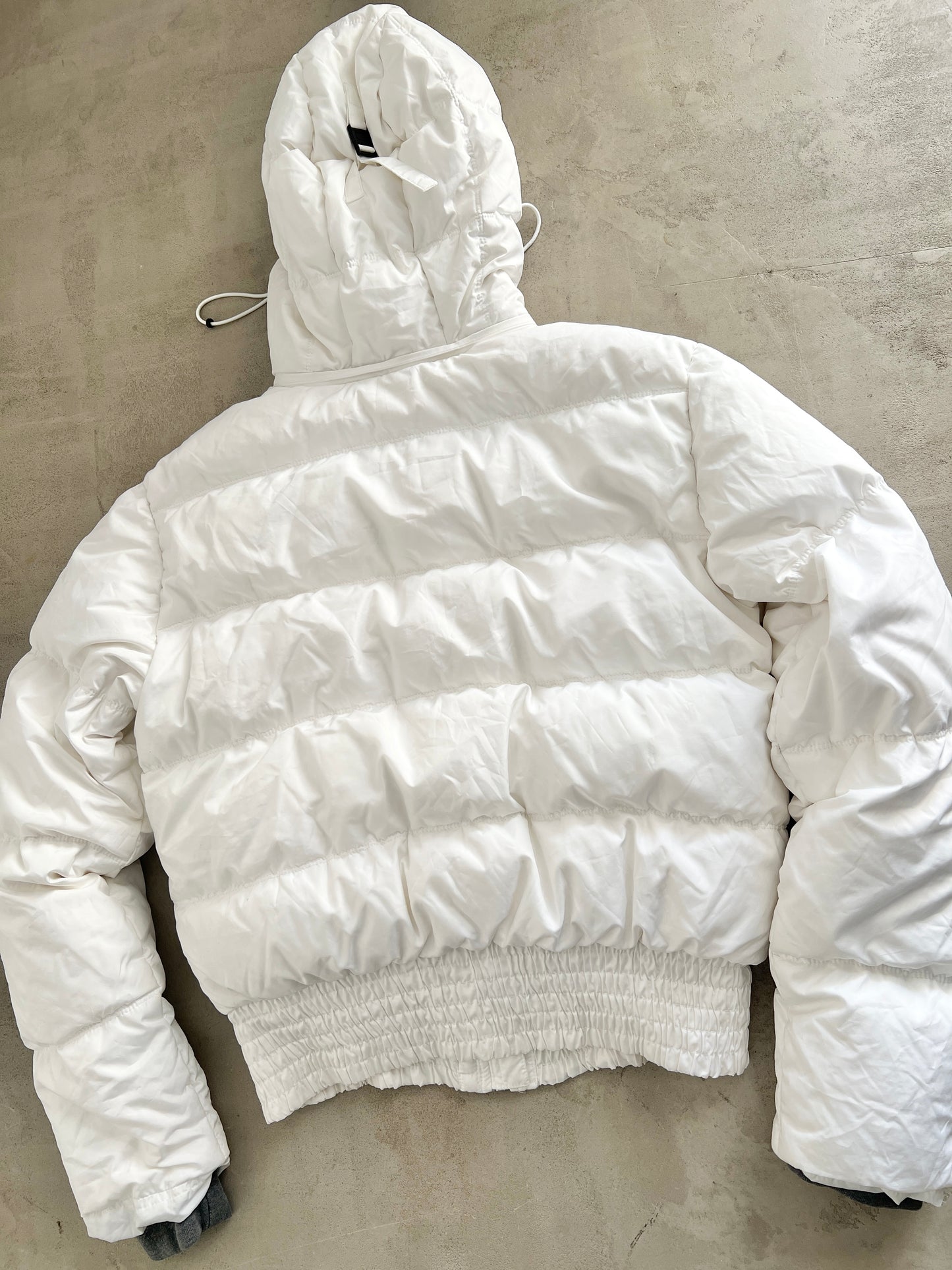 WHITE NIKE PUFFER - 2000S - WOMEN'S M