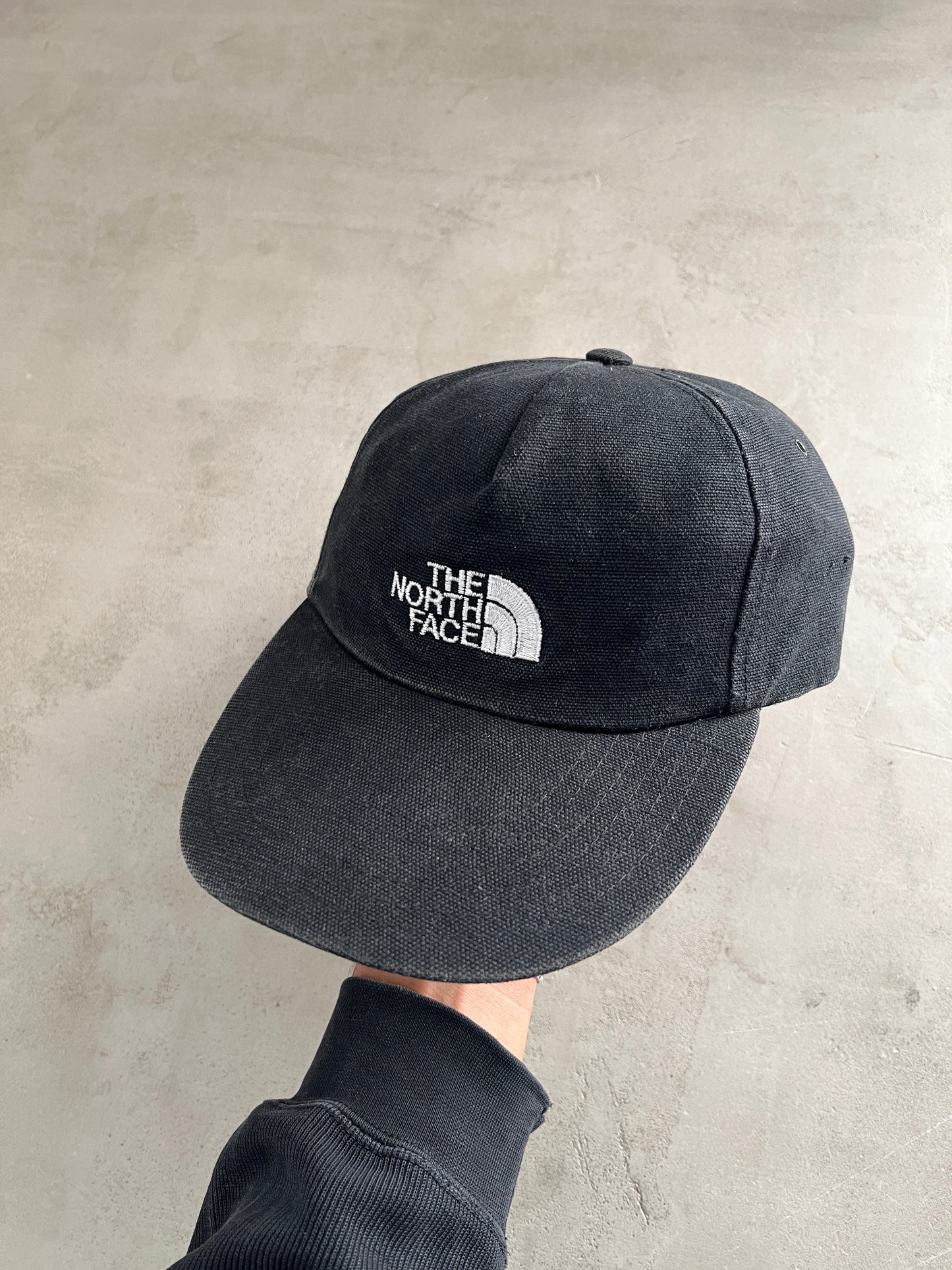 FADED BLACK  THE NORTH FACE CAP - 2000S