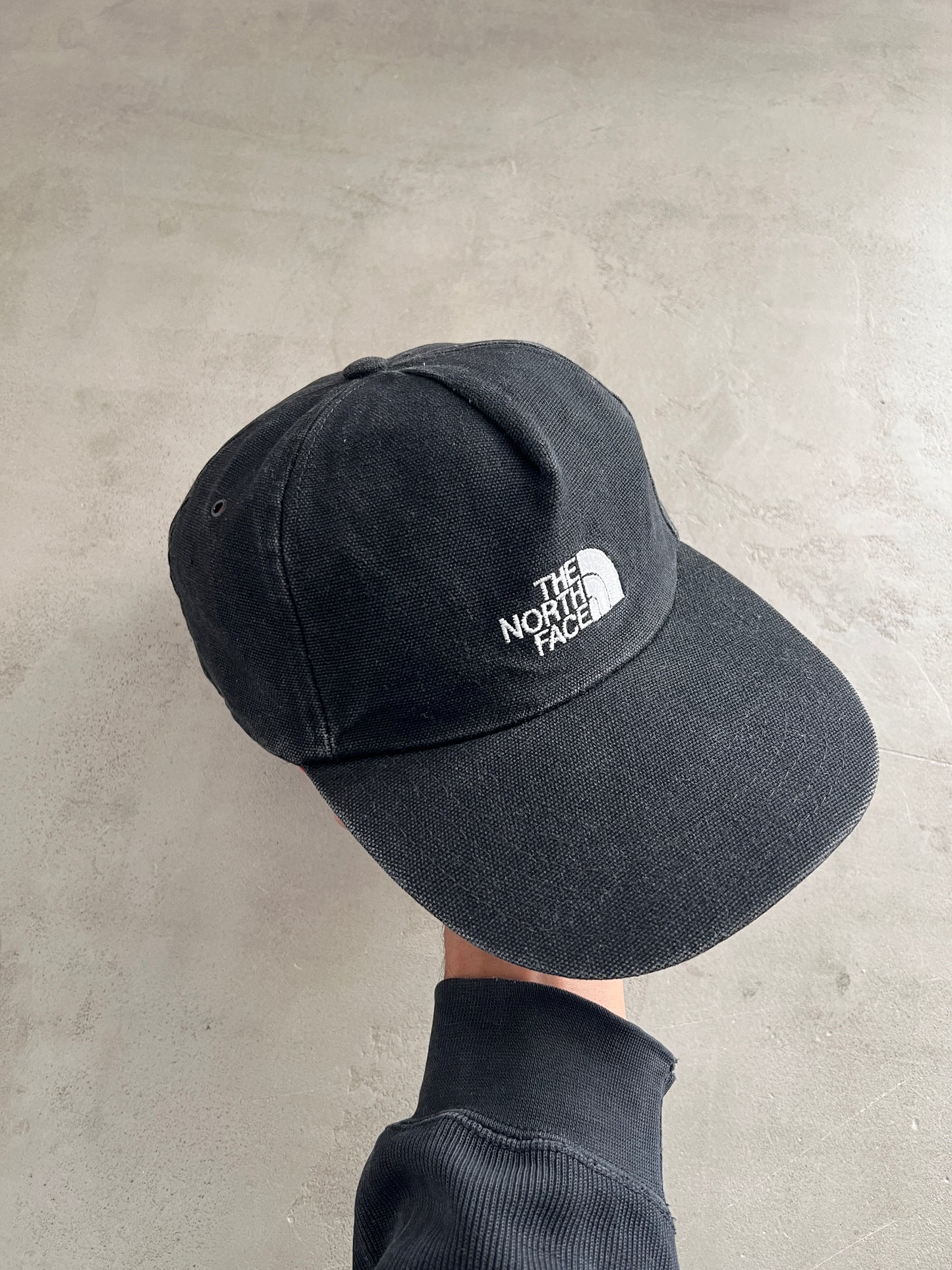 FADED BLACK  THE NORTH FACE CAP - 2000S