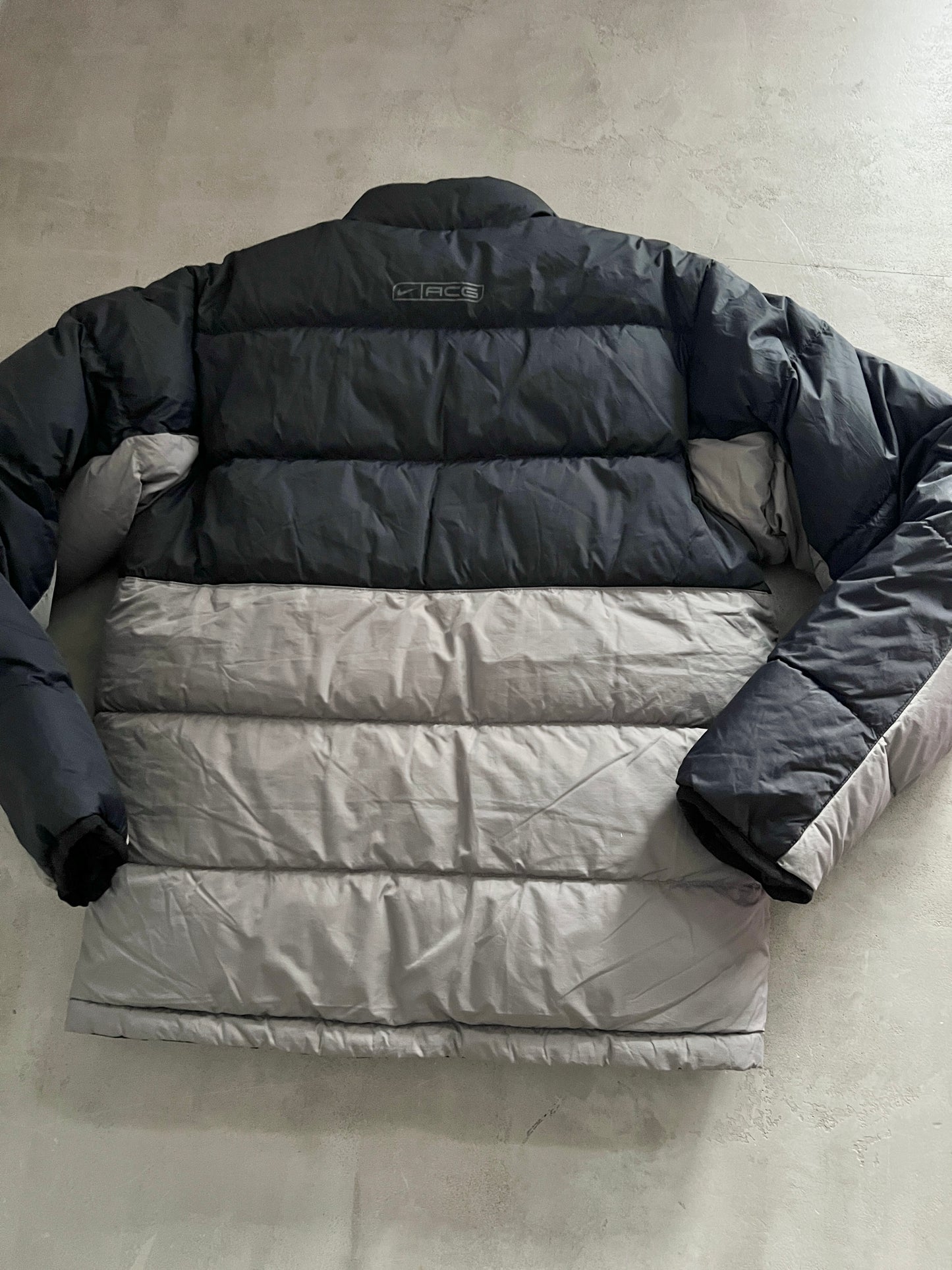 BLACK/BEIGE NIKE ACG PUFFER - 2000S - M