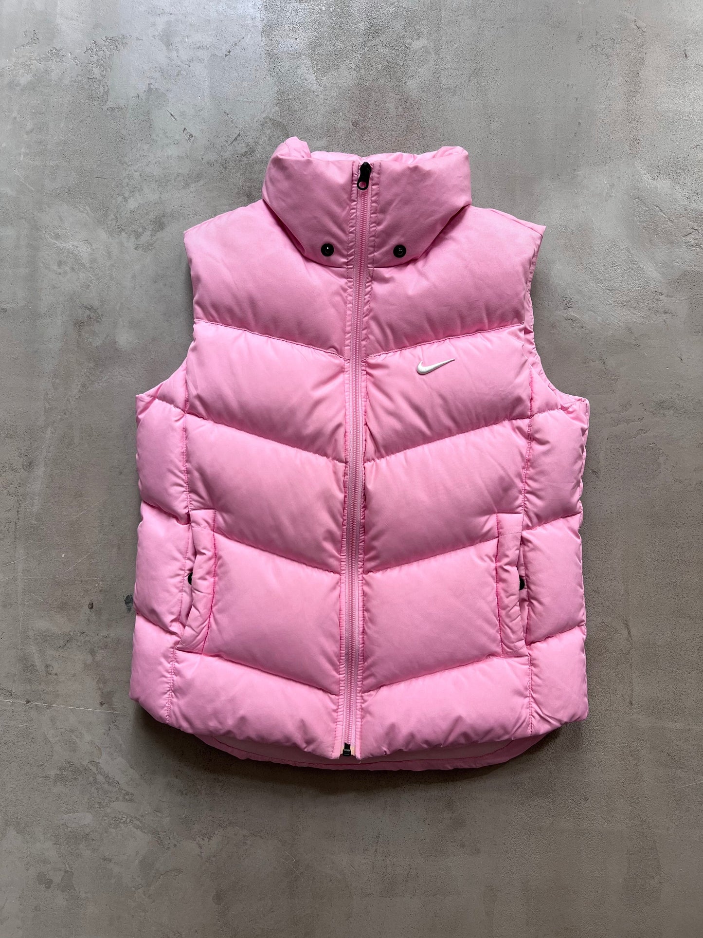 PINK NIKE PUFFER VEST - 2000S - WOMENS M