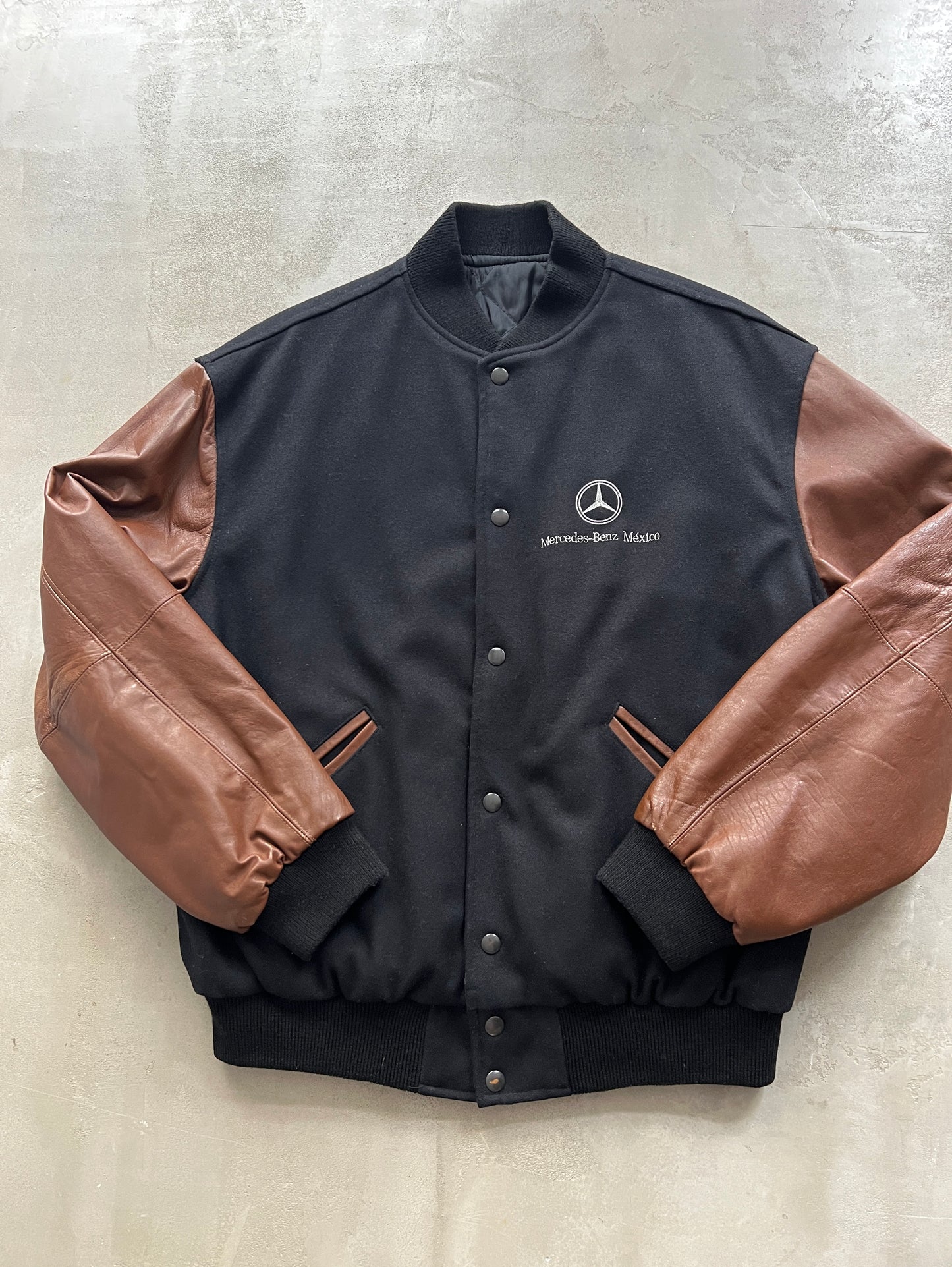 BLACK/BROWN MERCEDES BENZ MEXICO LEATHER JACKET - 1990S - L