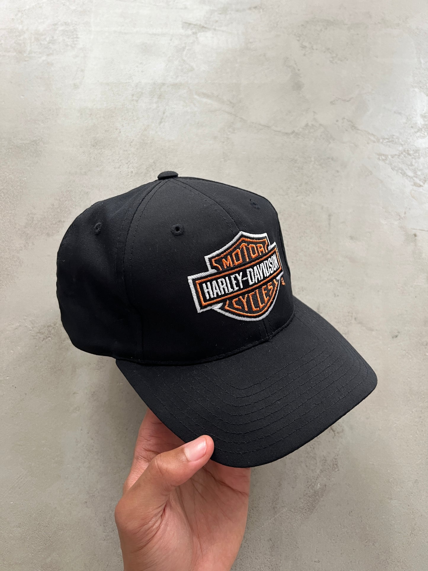 BLACK HARLEY DAVIDSON CAP - 1990S