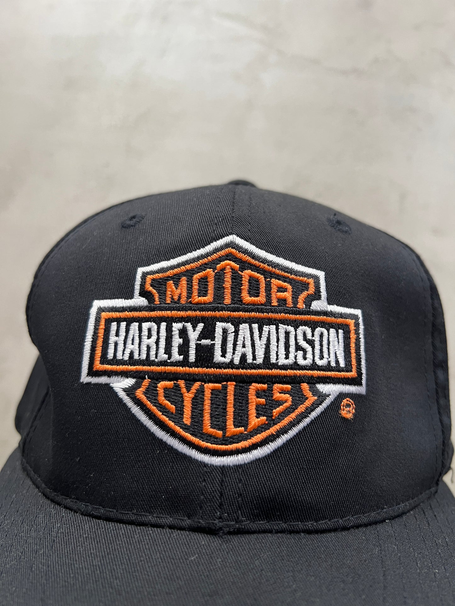 BLACK HARLEY DAVIDSON CAP - 1990S