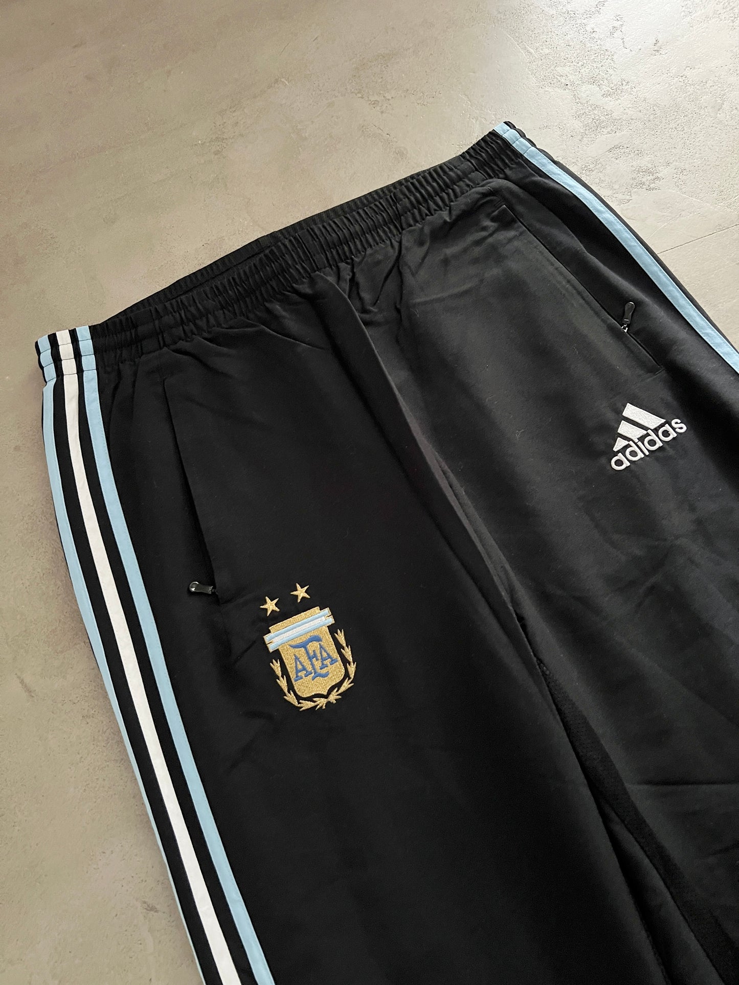 BLACK/BABY BLUE ARGENTINA TRACK PANTS - 2000S - L