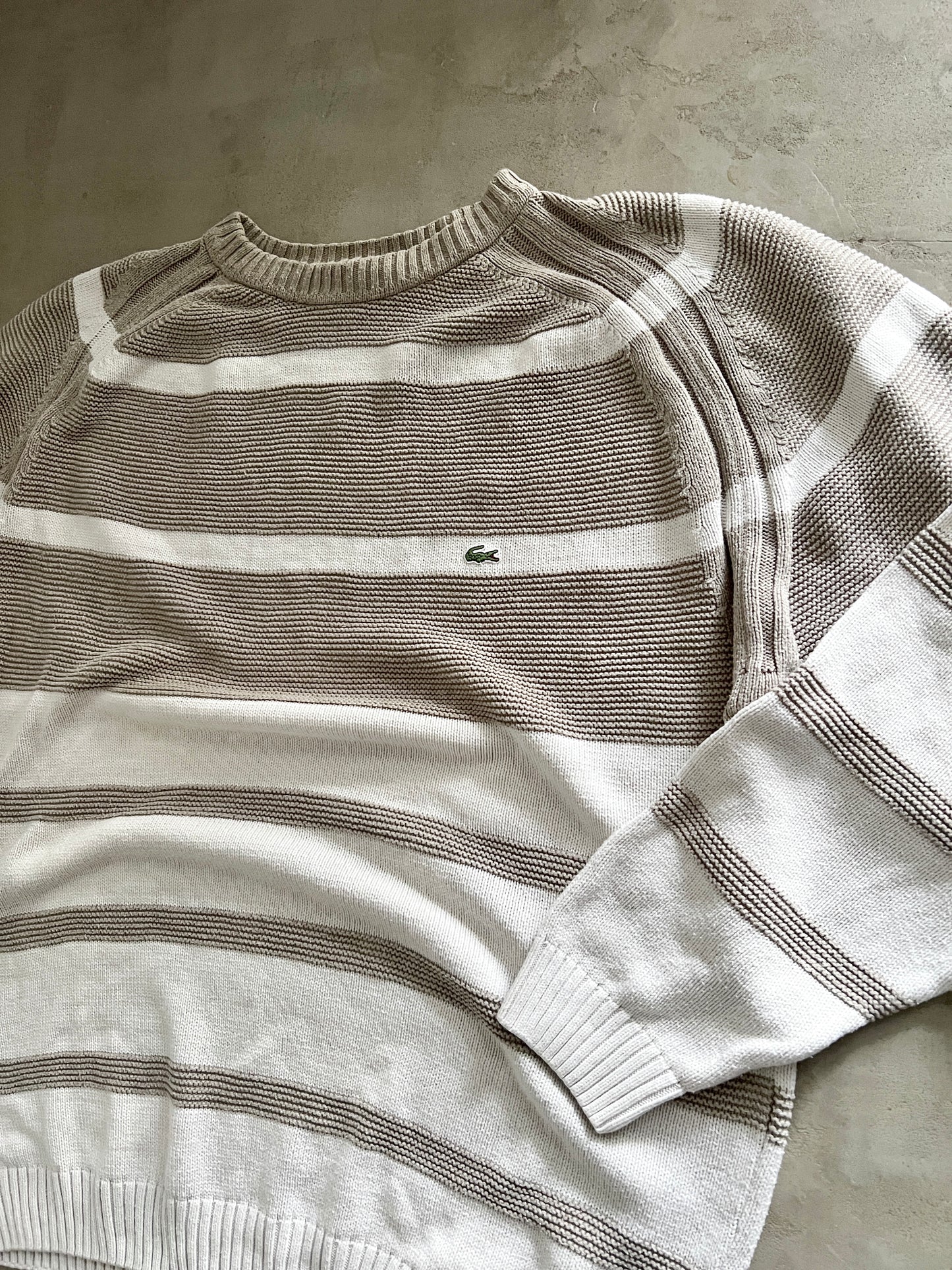 WHITE/BEIGE LACOSTE KNIT SWEATER - 2000S - XXL/XL