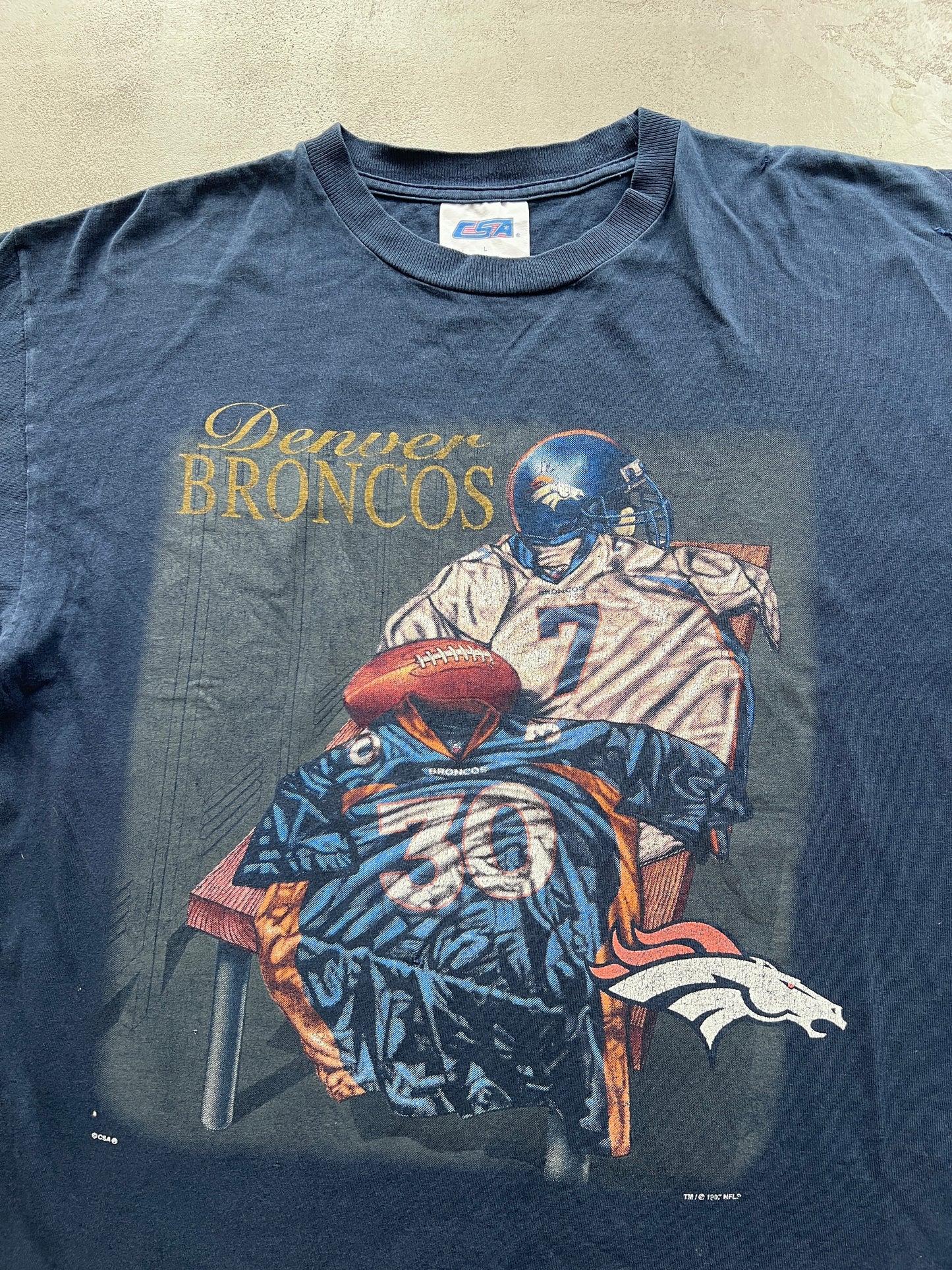 FADED NAVY DENVER BRONCOS FOOTBALL TEE - 1990S - XL