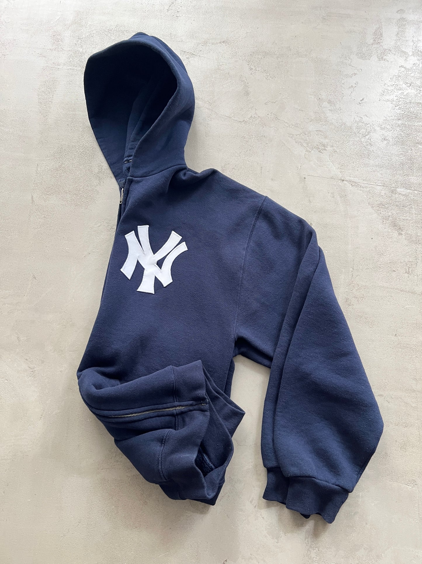 NAVY YANKEES RUSSELL ZIP UP HOODIE - 1990S - L/XL