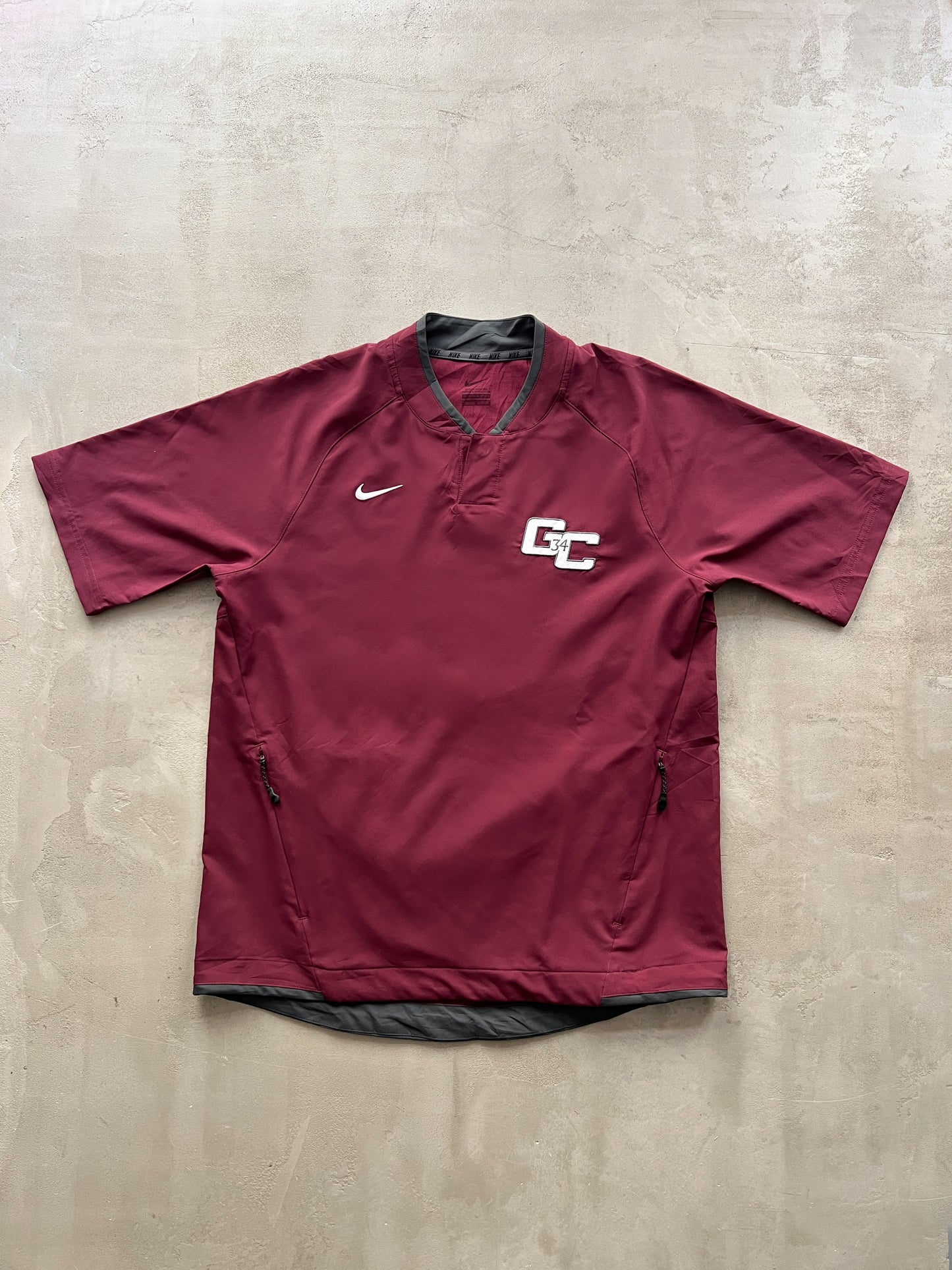 WINE RED FOOTBALL TEE - 2000S - L/XL