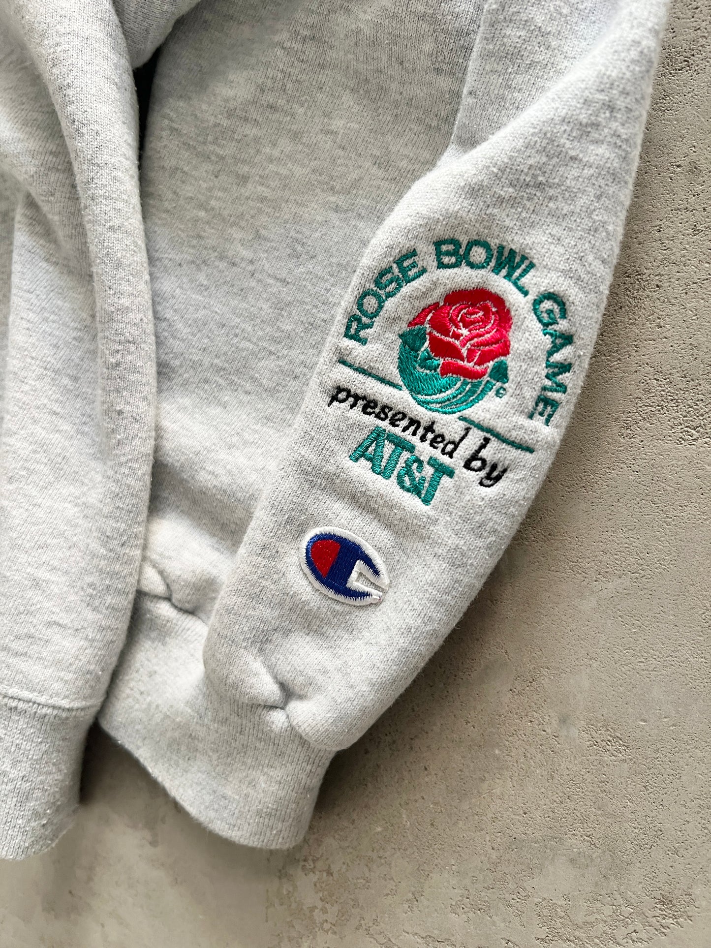 GREY NOKIA X ROSE BOWL SWEATER - 1990S - L