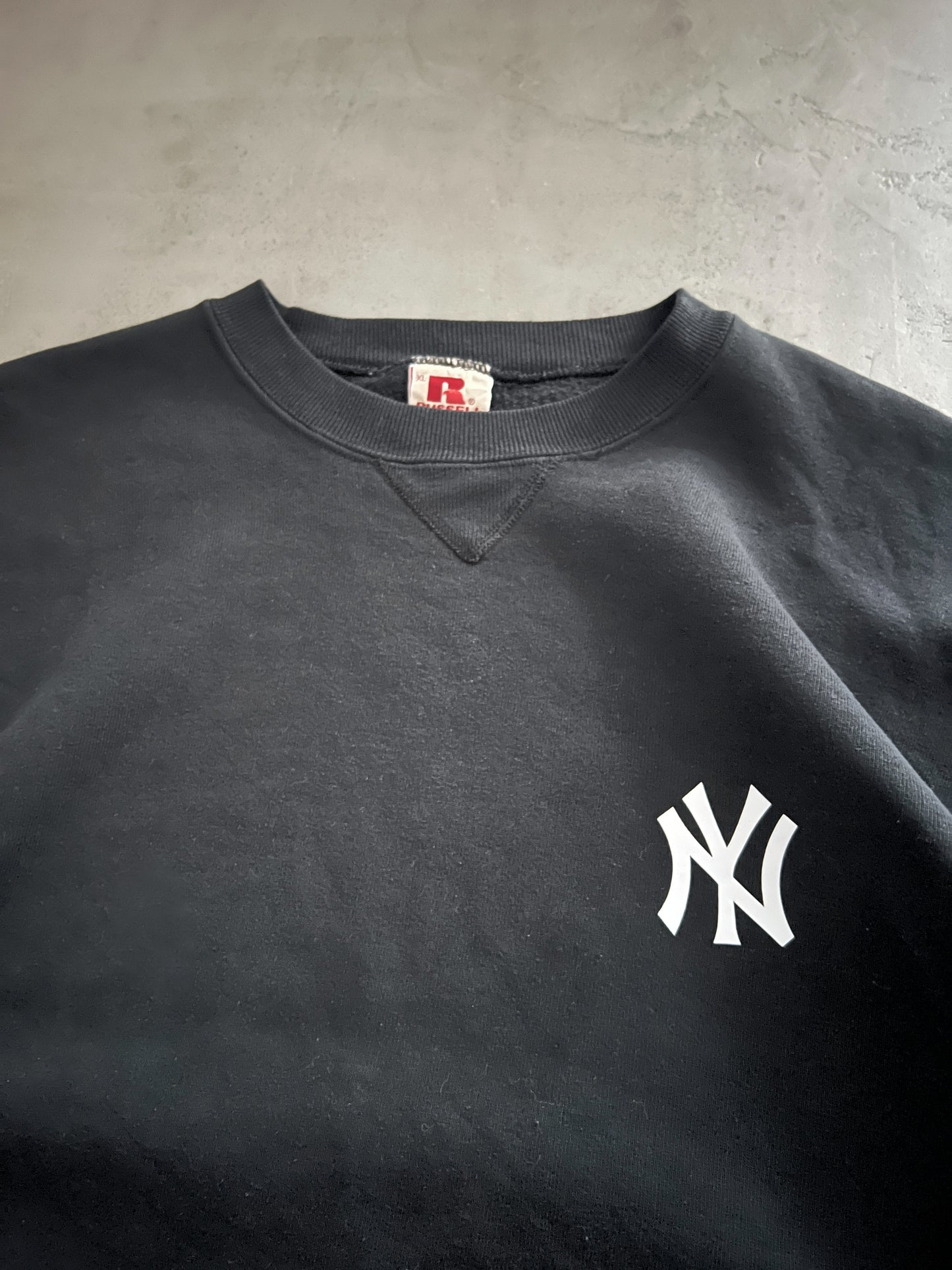 BLACK YANKEES RUSSELL SWEATER - 1990S - L