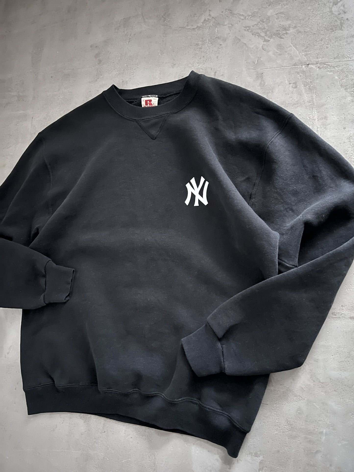 BLACK YANKEES RUSSELL SWEATER - 1990S - L