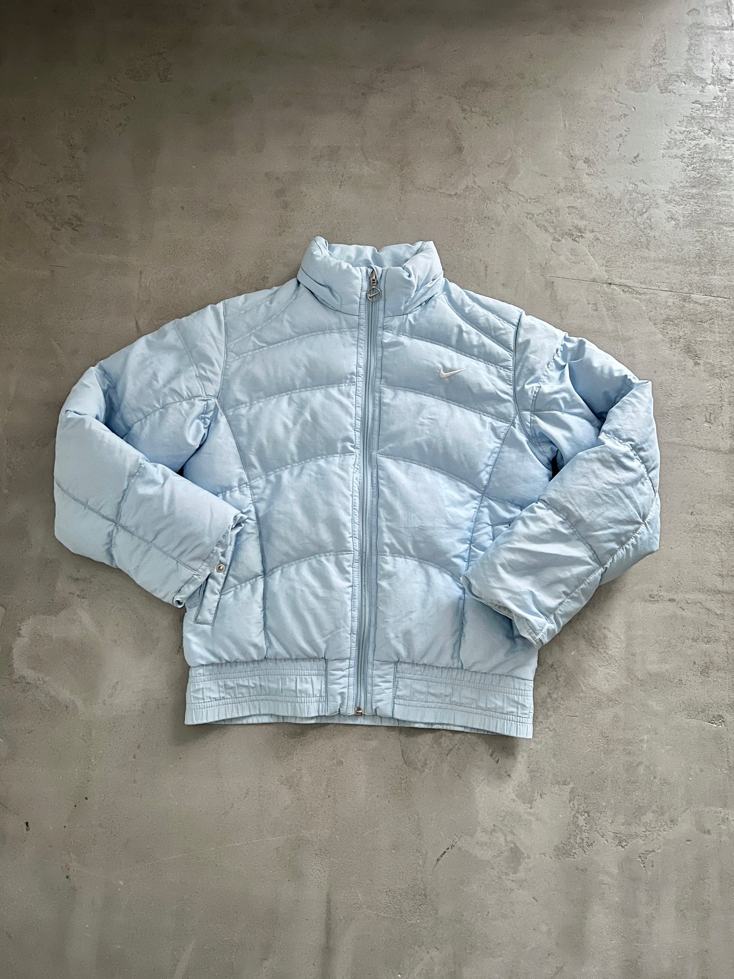 BABY BLUE NIKE PUFFER - 2000S - WOMENS S