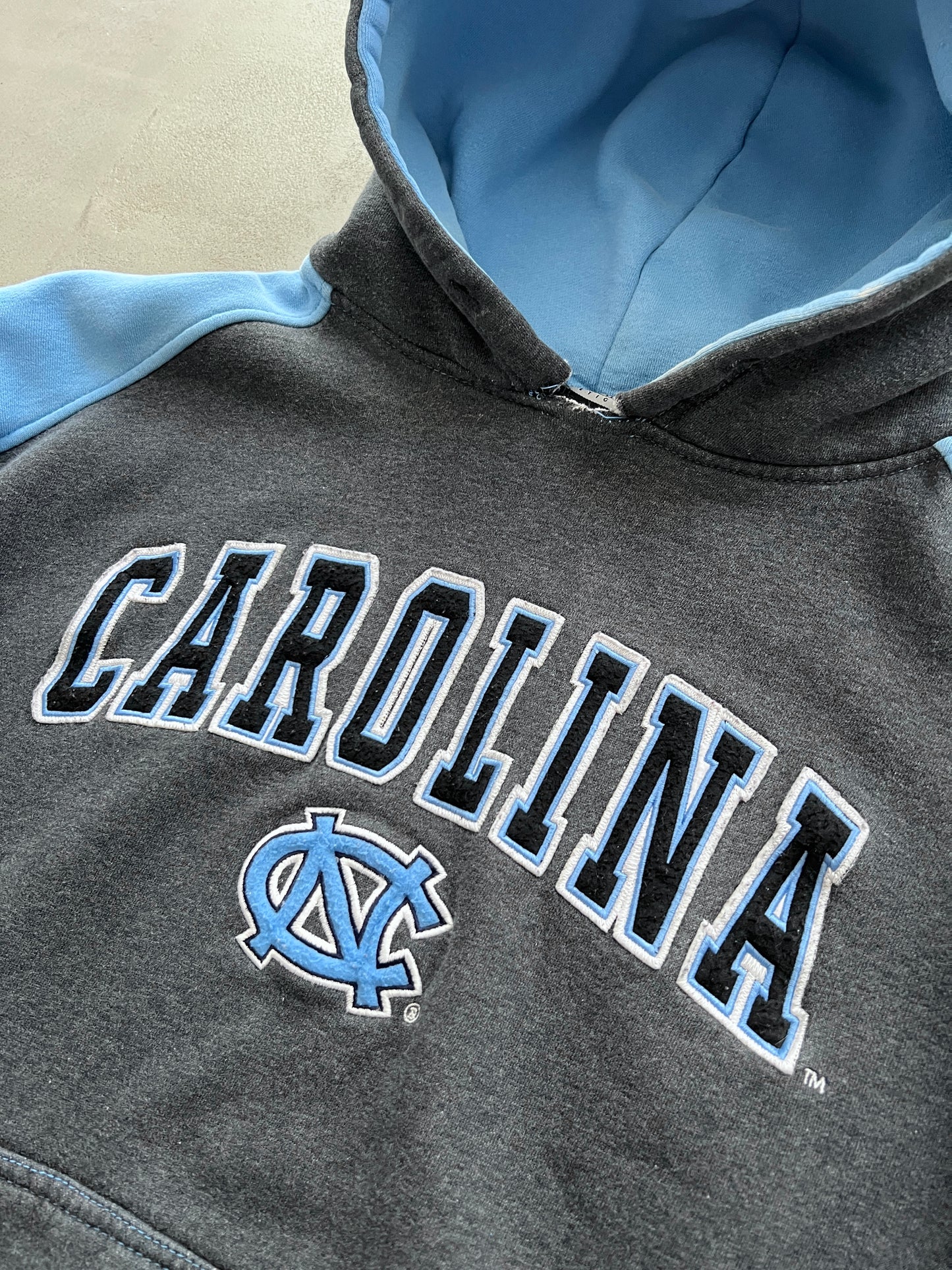 GREY/BABY BLUE UNC HOODIE - 1990S - S/M